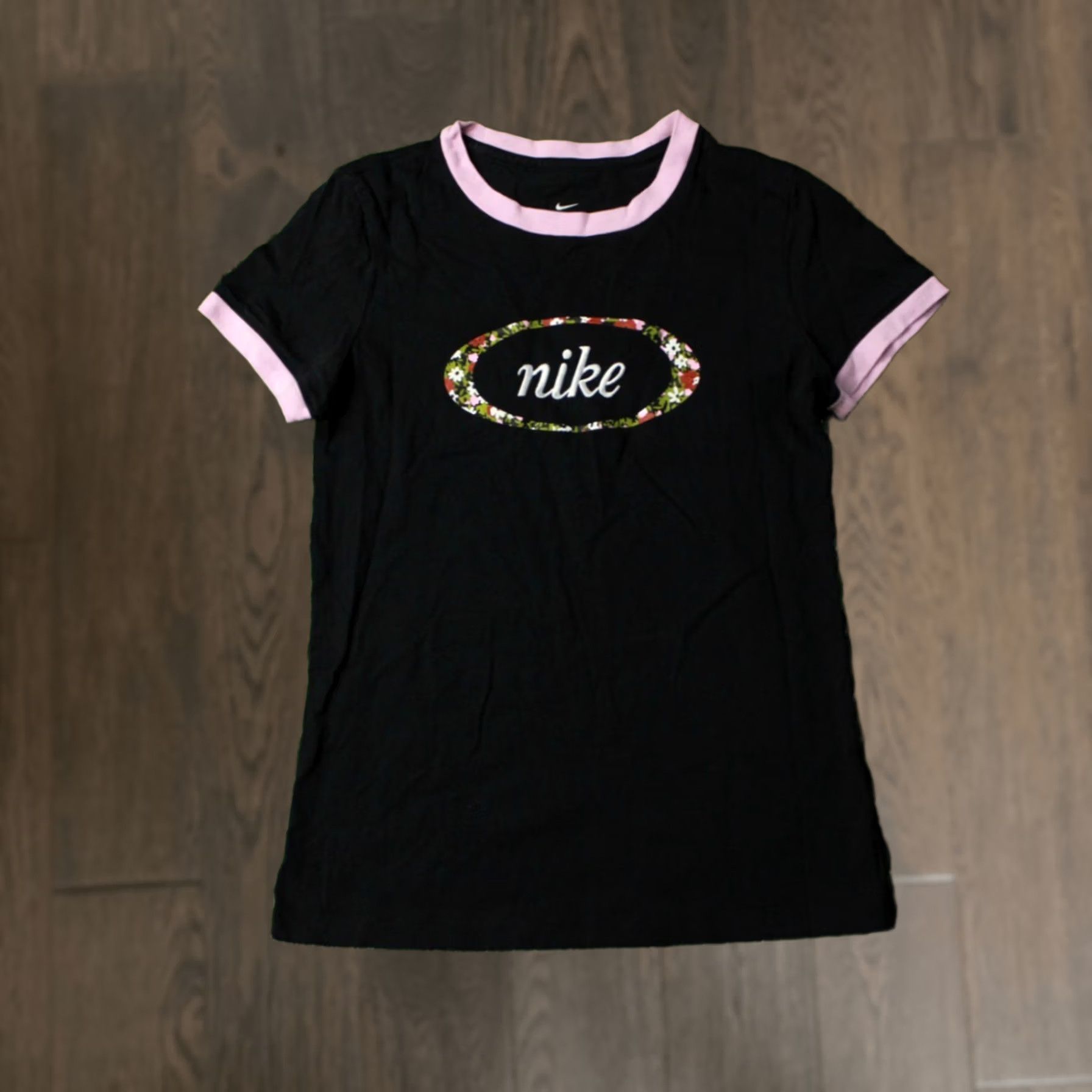 Nike NIKE Shirt Women XS Black and Pink 2020 Jersey T-Shirt Short Sleeve Casual Crew Neck 100% Cotton Logo Vintage No Size XS / US 0-2 / IT 36-38 - 1 Thumbnail