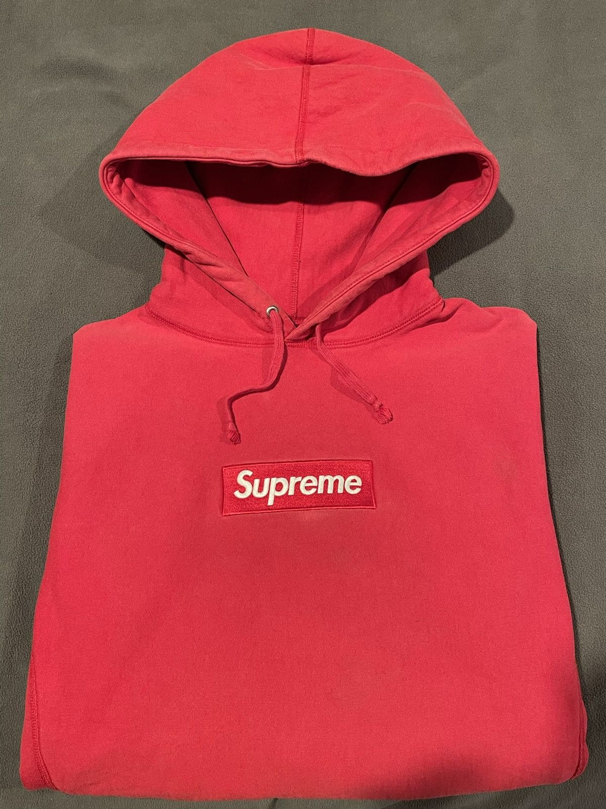 Supreme Supreme 2016 Red on Red Box Logo hoodie Size US XL / EU 56 / 4 - 13 Thumbnail