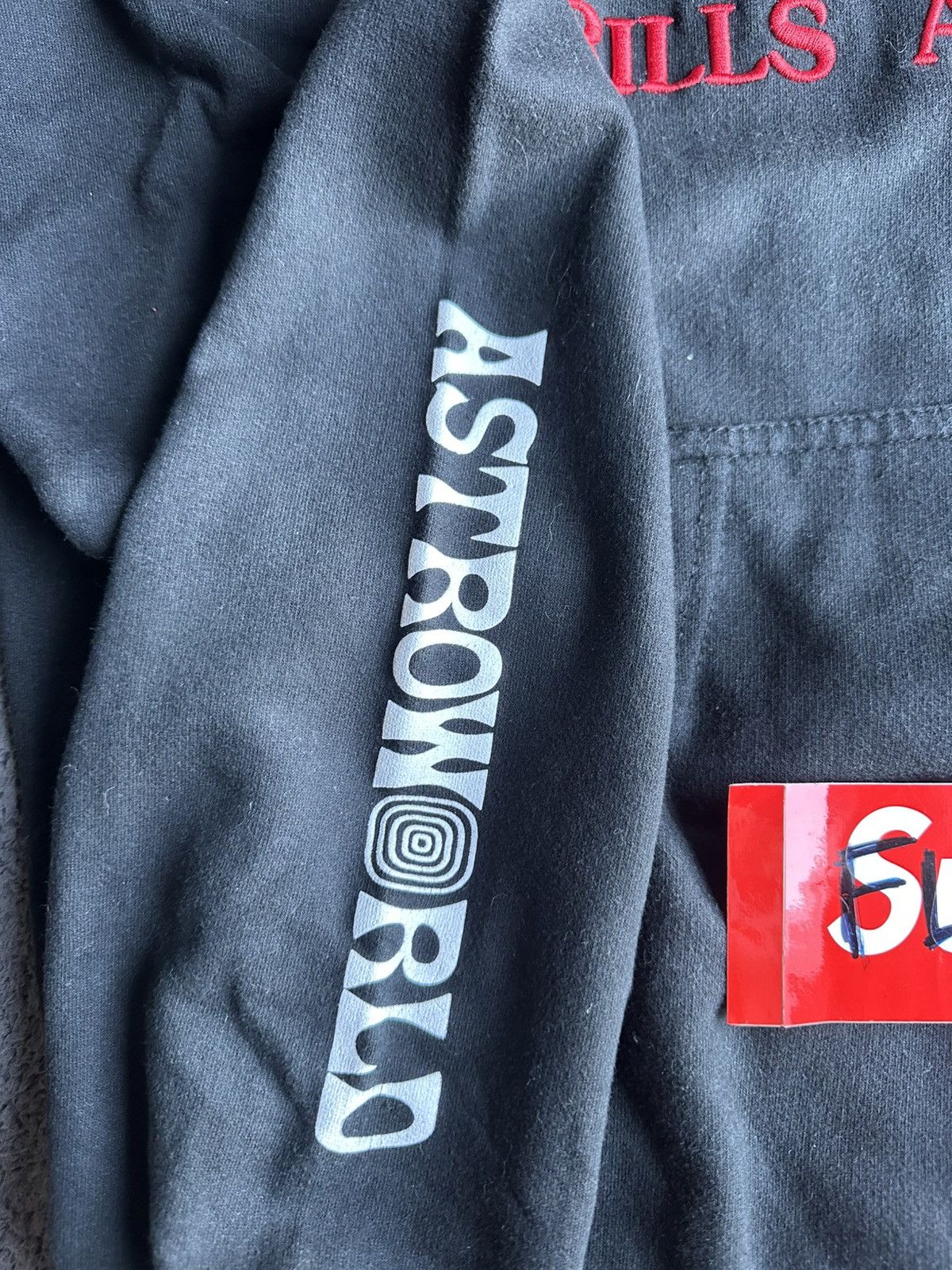Travis Scott Travis Scott Astroworld World Peace Hoodie in black Size US XL / EU 56 / 4 - 7 Thumbnail