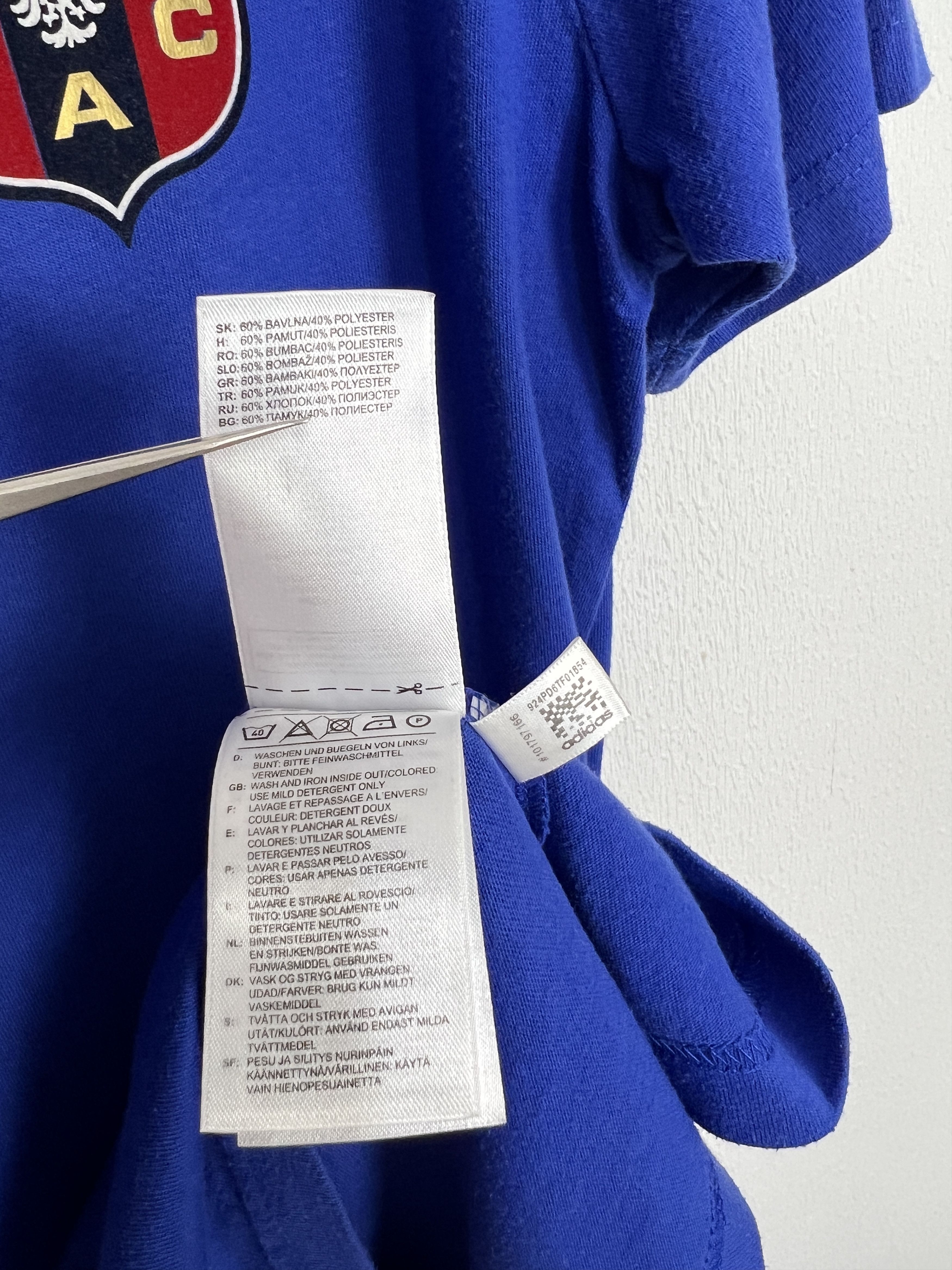 Adidas Vintage Adidas Innsbrucker Football Shirt Blue Soccer Size US M / EU 48-50 / 2 - 8 Thumbnail