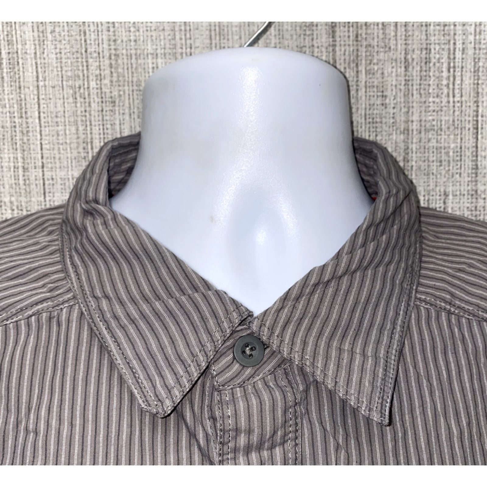 The North Face The North Face Mens Gray Striped Long Sleeve Button Front Shirt XL Size US XL / EU 56 / 4 - 3 Thumbnail