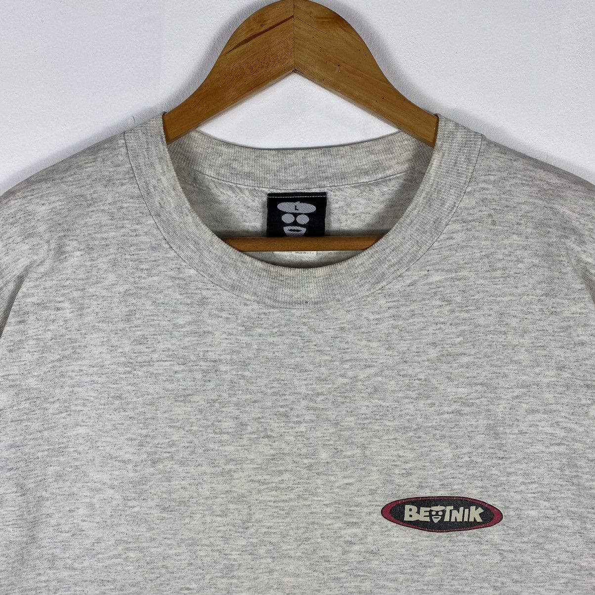 Vintage VINTAGE 90's BEATNIK FROM MANATTAN TO MALIBU TEE Size US L / EU 52-54 / 3 - 6 Thumbnail