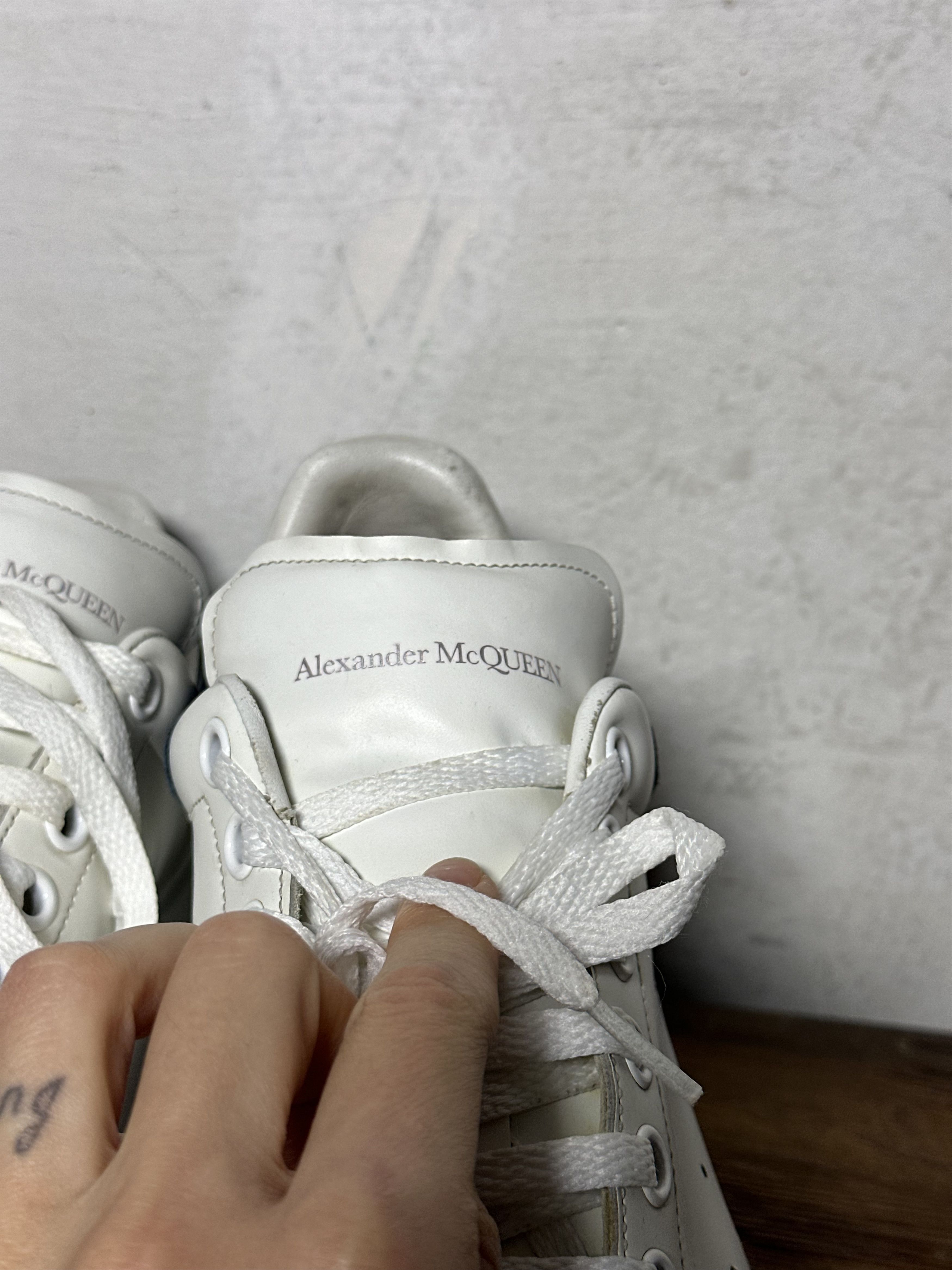 Alexander McQueen Alexander Mcqueen Oversized Sneaker White Size US 11 / EU 44 - 11 Thumbnail