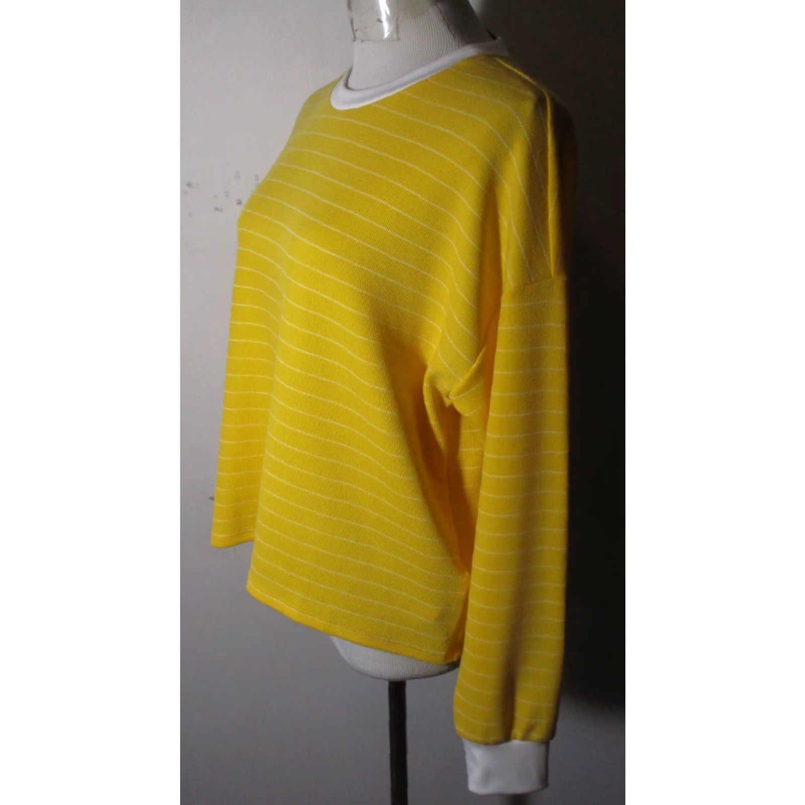 Forever 21 FOREVER 21 Yellow Long Sleeve Top Womens M NWT Boat Neck Shirt Blouse Basic All Seasons Casual Vintage: No Size M / US 6-8 / IT 42-44 - 4 Thumbnail