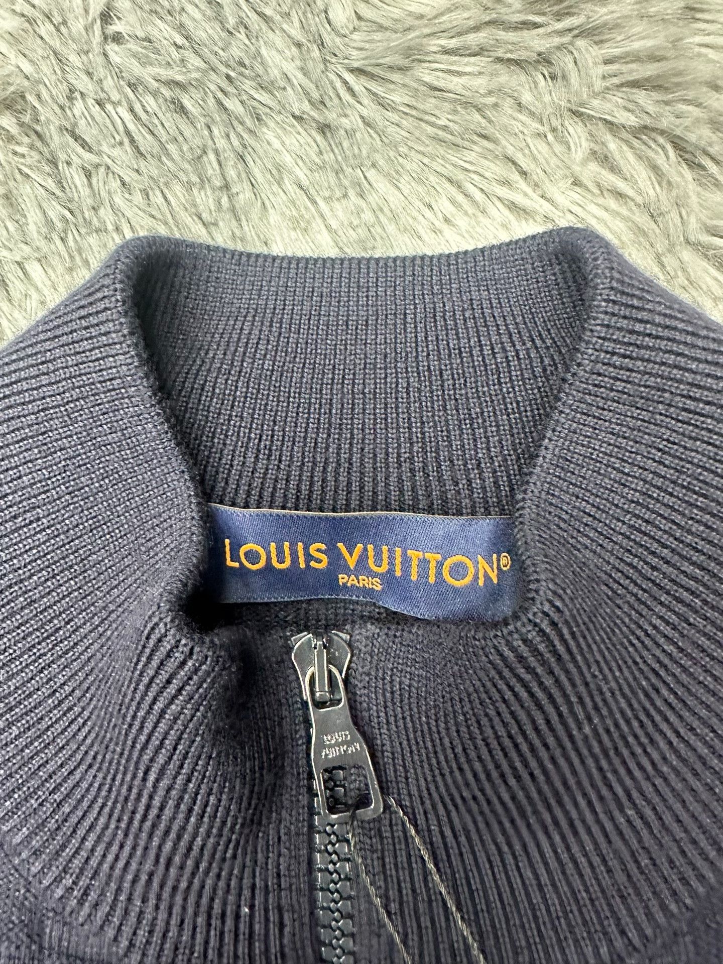 Louis Vuitton Louis Vuitton Damier Pattern Zip-Up Sweater Size US XXL / EU 58 / 5 - 2 Thumbnail