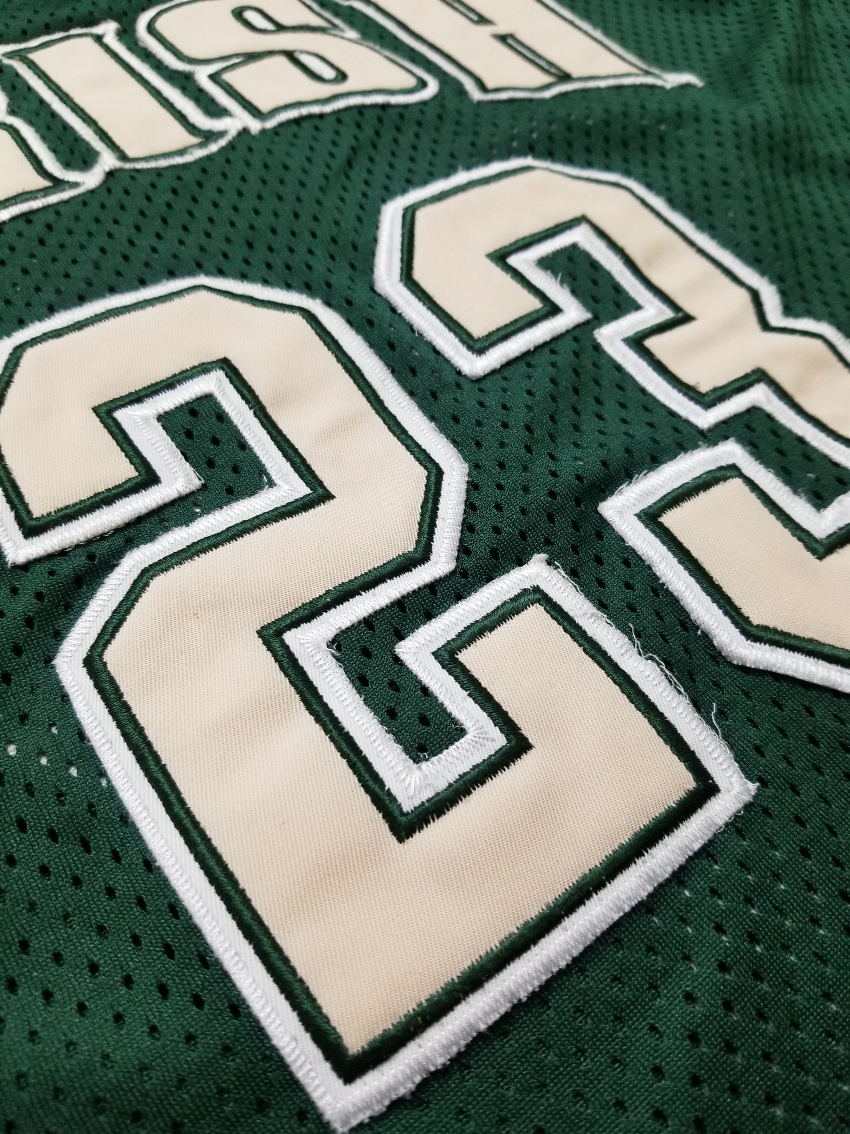 Other Playmarker Basketball Jersey Fighting Irish #23 James NCAA. Size US L / EU 52-54 / 3 - 14 Thumbnail