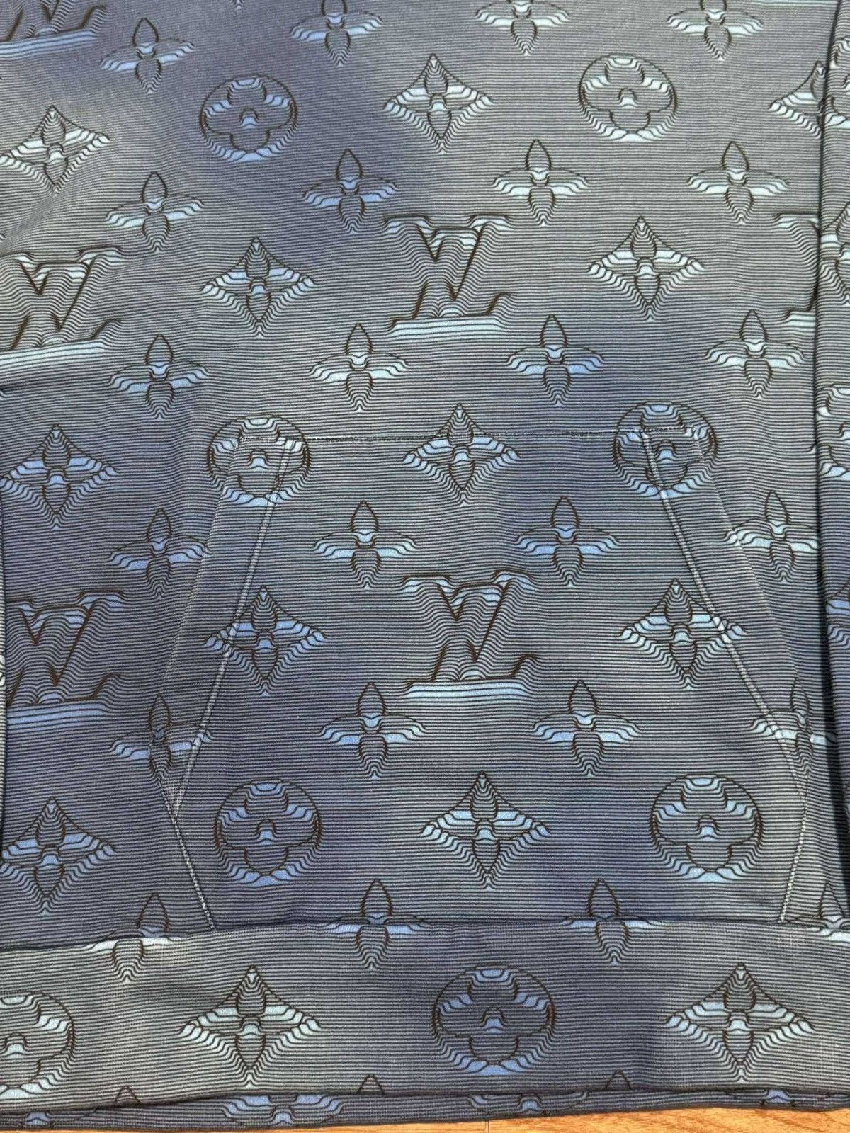 Louis Vuitton Louis Vuitton 2054 Monogram Hoodie Size US S / EU 44-46 / 1 - 5 Thumbnail