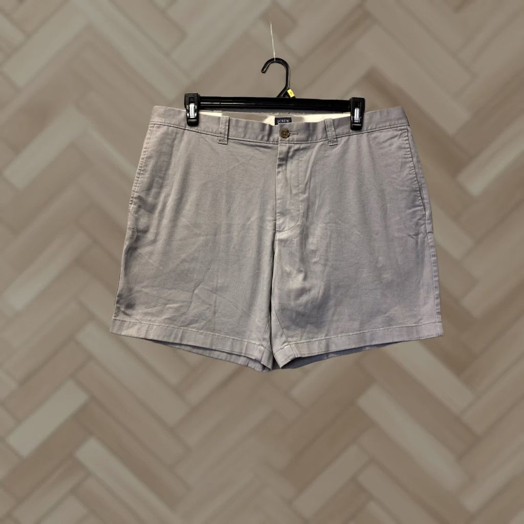 J.Crew J.CREW Shorts Mens 38 Gray 100% Cotton Chino Flat Front Button Zipper Casual /0863 Size US 38 / EU 54 - 1 Thumbnail