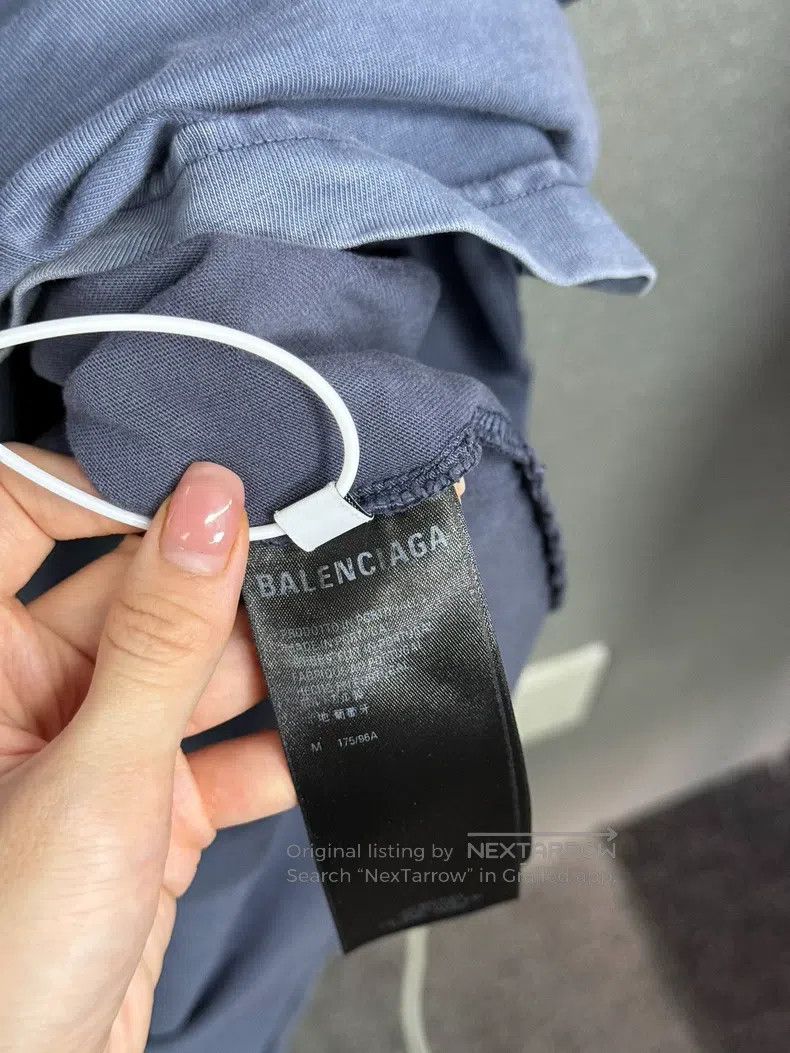 Balenciaga Balenciaga Distressed Light Blue T-Shirt Size US M / EU 48-50 / 2 - 4 Thumbnail