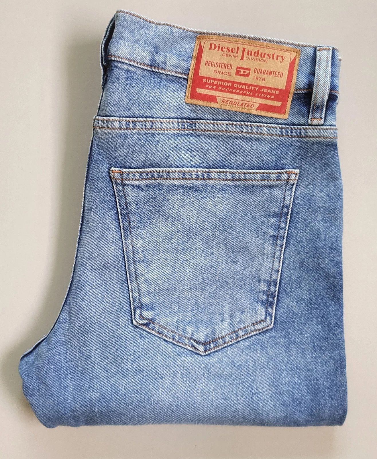 Diesel Diesel 2019 D-STRUKT-R L.32 MENS JEANS T/9667 Size US 32 / EU 48 - 1 Thumbnail