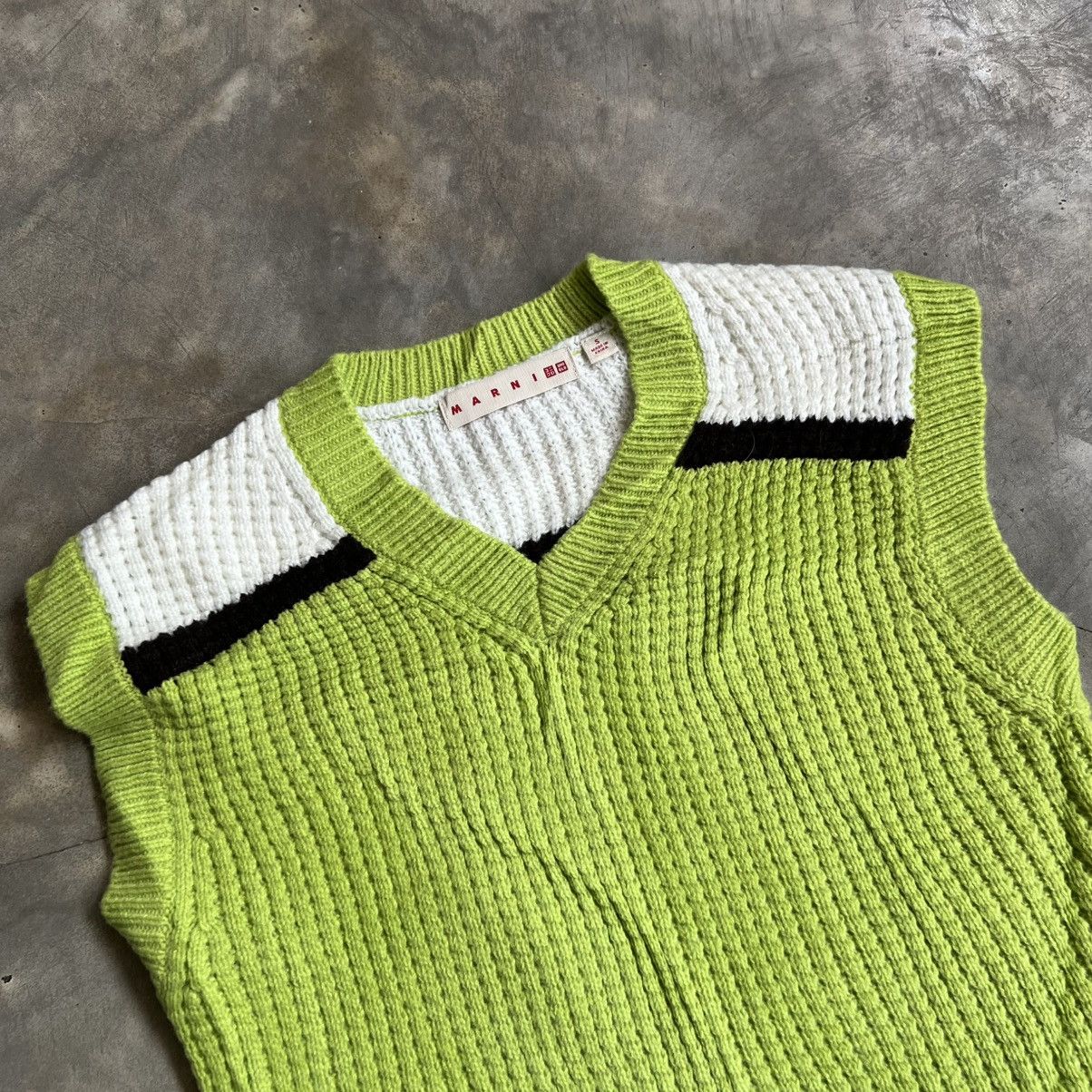 Marni × Uniqlo Marni x Uniqlo Vest Knit Size S / US 4 / IT 40 - 2 Thumbnail