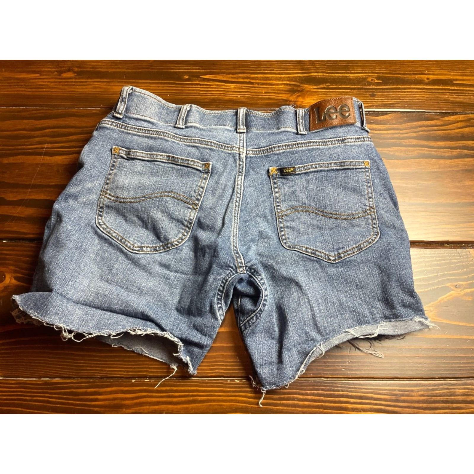 Lee Lee Jeans Shorts Women's Size 34inc Blue Denim Cut Off Frayed Hem Elastic Waist Regular 34X30 Pockets Size 24" / US 00 / IT 34 - 2 Thumbnail