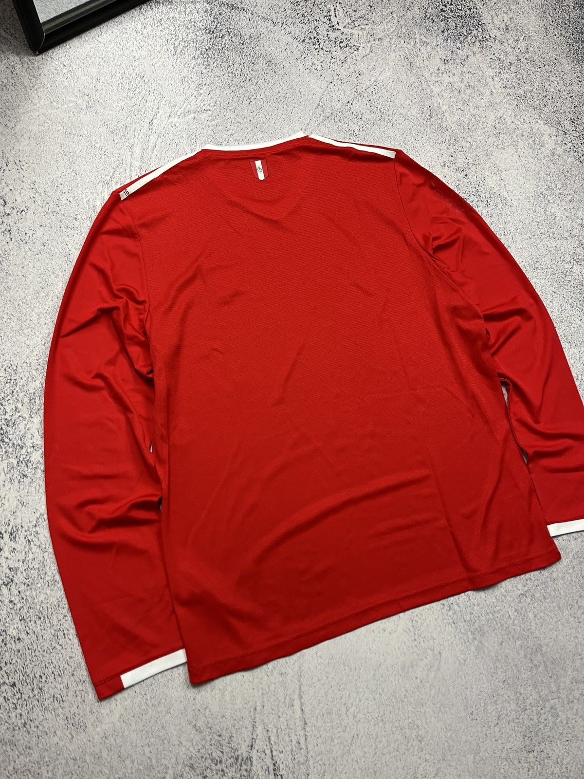 New Balance Sevilla FC 2017 New Balance Longsleeve Shirt Soccer Jersey Size US XL / EU 56 / 4 - 15 Thumbnail