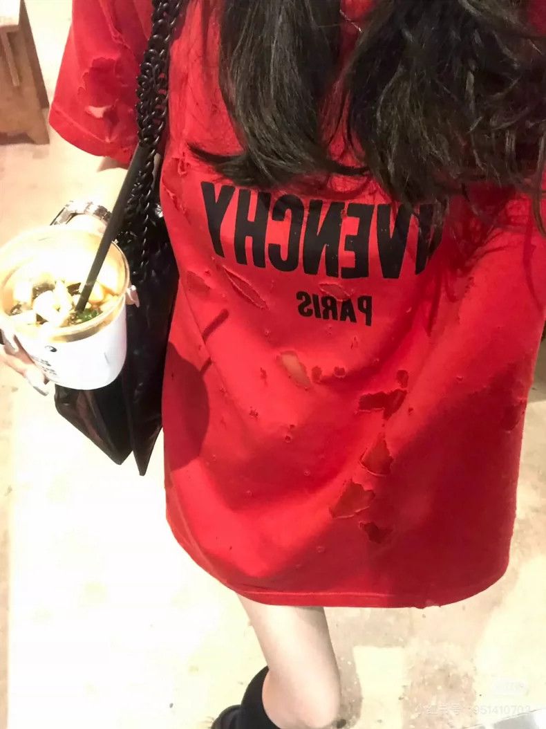 Givenchy Givenchy New Red Big Hole Short Sleeve Size US S / EU 44-46 / 1 - 7 Thumbnail