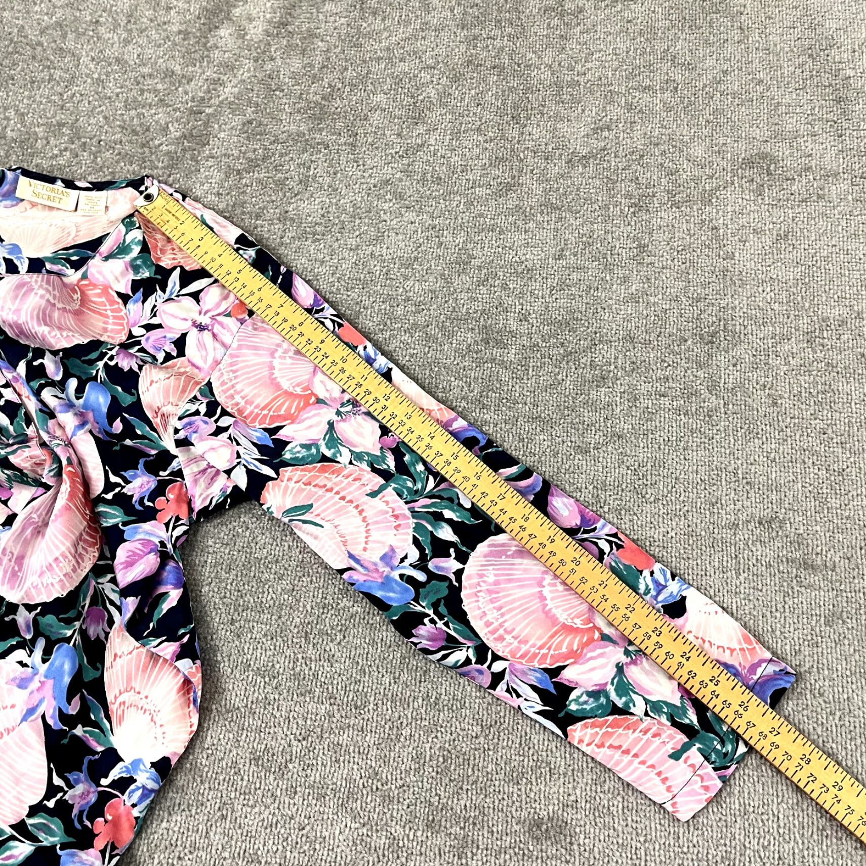 Victoria's Secret Victoria's Secret Shirt Women Medium Silk Floral Shell Tunic Lingerie Nightgown Multicolor V-Neck Button-Up Womens Size M / US 6-8 / IT 42-44 - 5 Thumbnail