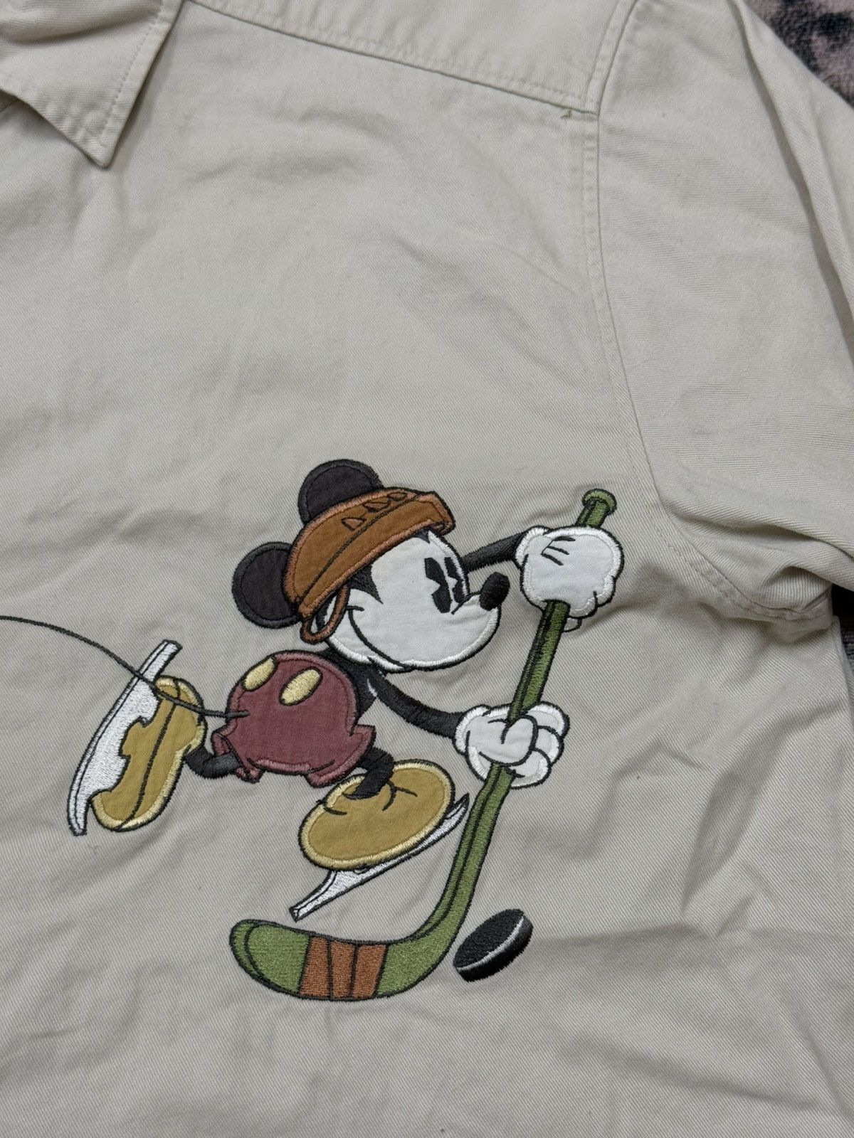 Cartoon Network × Disney × Vintage Vintage Disney Enterprise Khakis Button Up Shirt Size US M / EU 48-50 / 2 - 6 Thumbnail