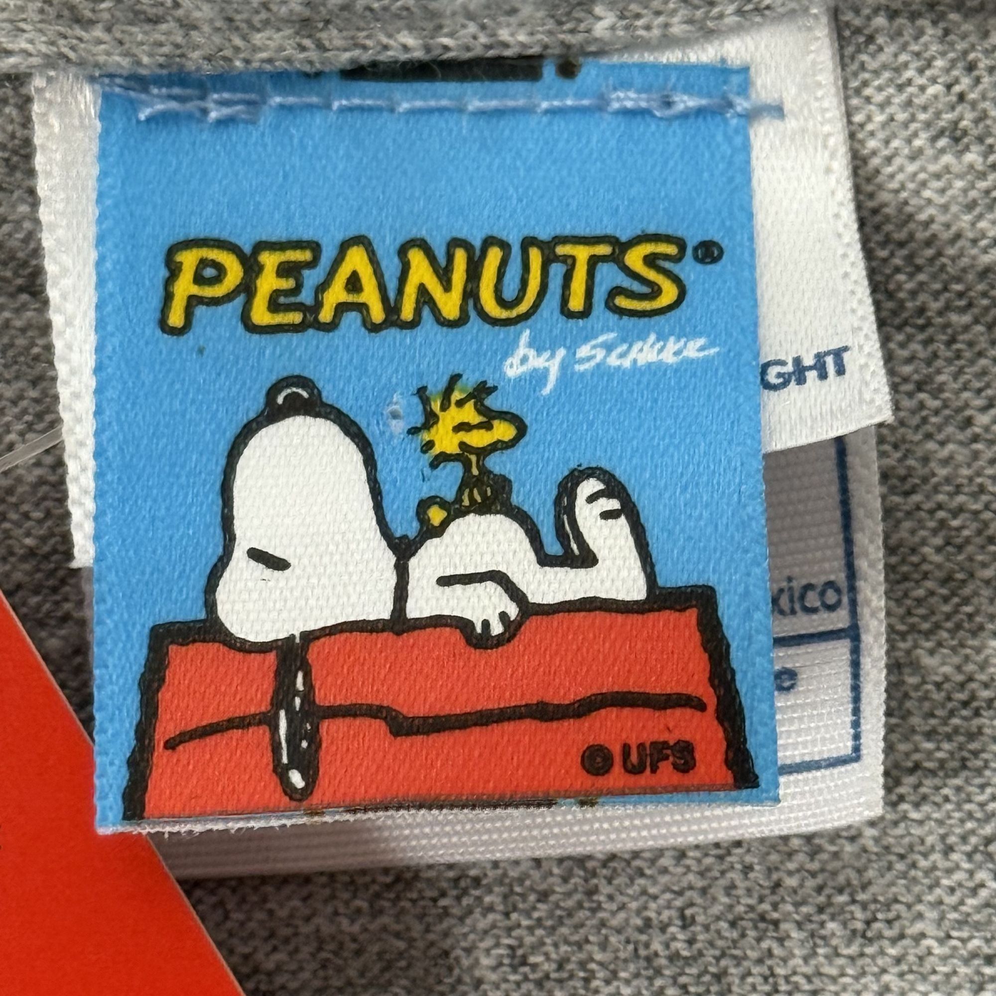 Peanuts Y2K Peanuts A CHARLIE BROWN CHRISTMAS Tree Heather T Shirt M Size US M / EU 48-50 / 2 - 5 Thumbnail