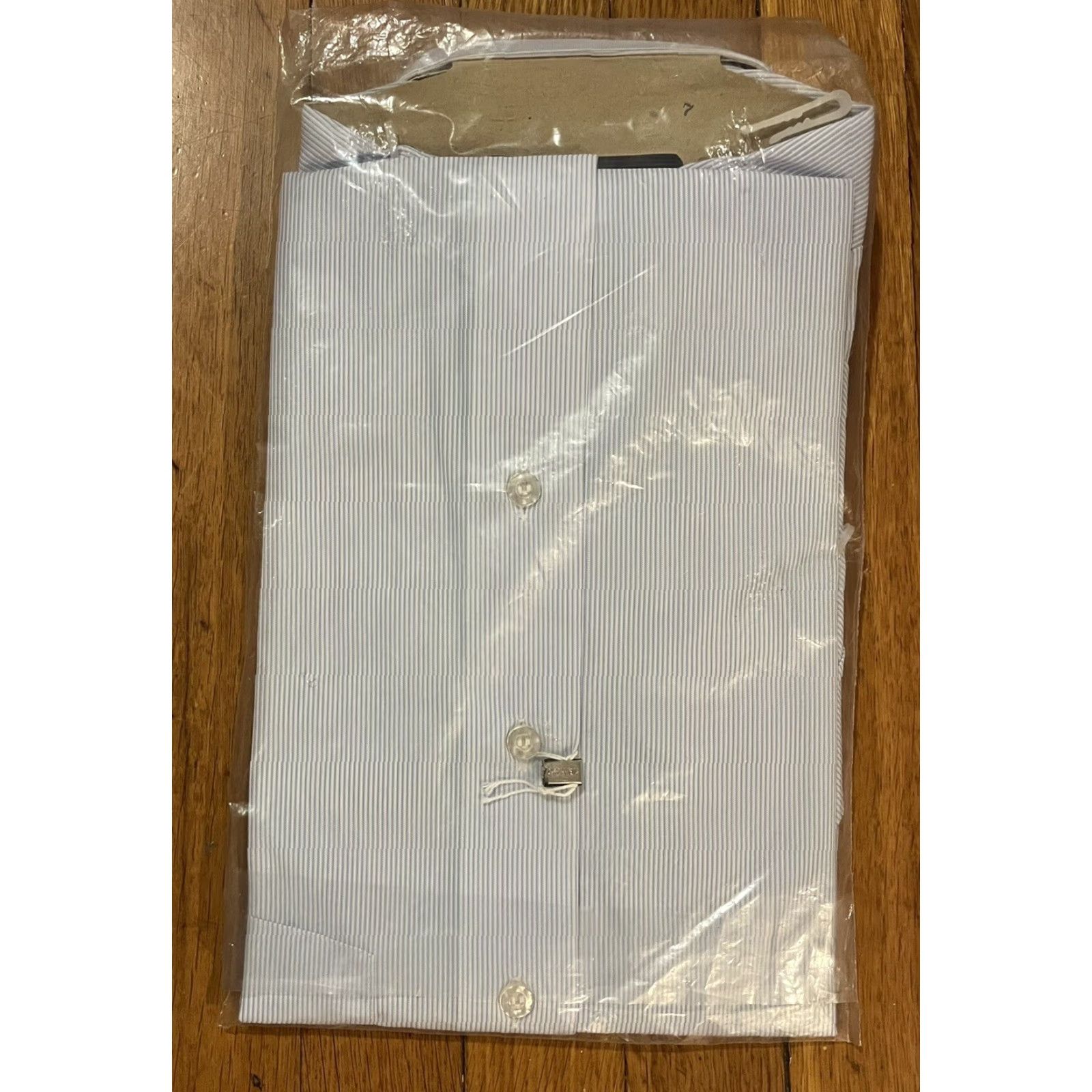 Vintage VINTAGE Alexander’s Travelene Dress Shirt Men 14-1/2 Blue Striped Shirt Adult Regular Size 14.5 Pockets 70s Retro Classic Size 40R - 3 Thumbnail