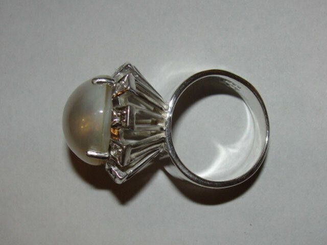 Designer Sterling Mabe Pearl and Diamond Cocktail Ring Alberto Juan Size ONE SIZE - 2 Thumbnail