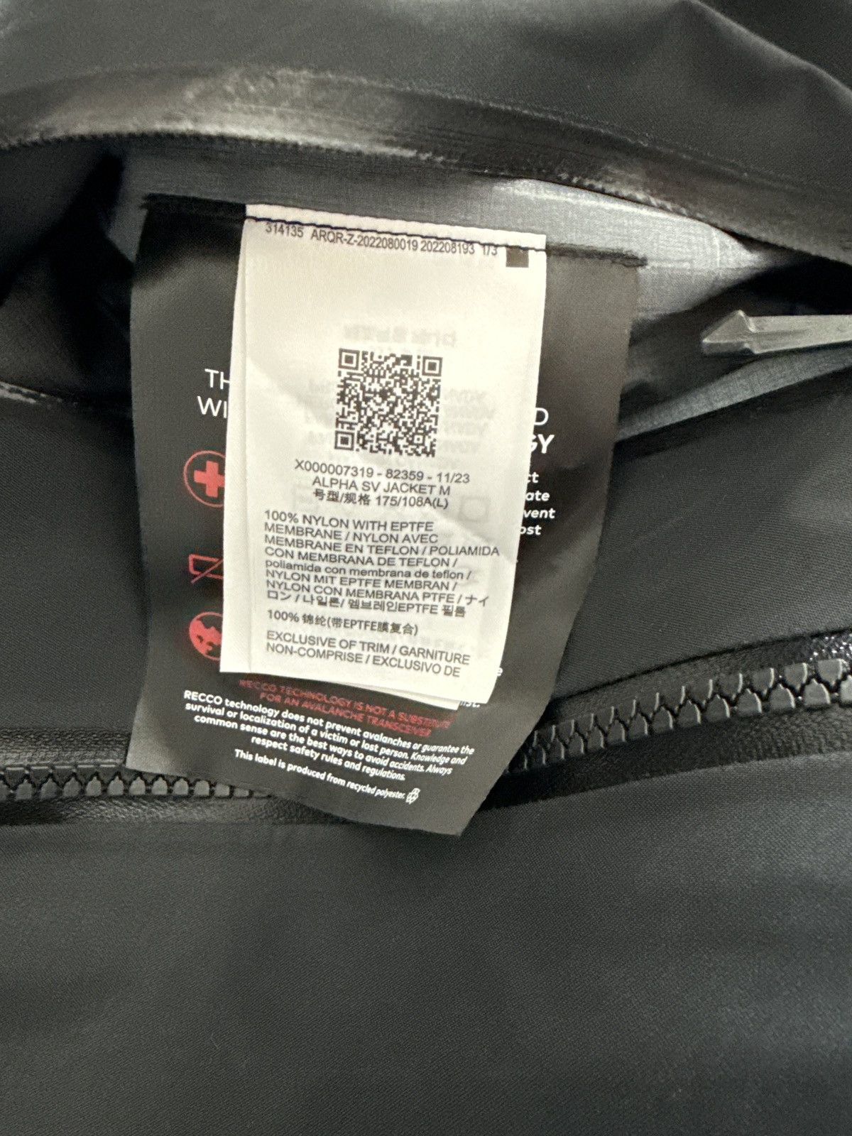 Arc'teryx Arc’teryx Alpha SV Black Size US L / EU 52-54 / 3 - 8 Thumbnail
