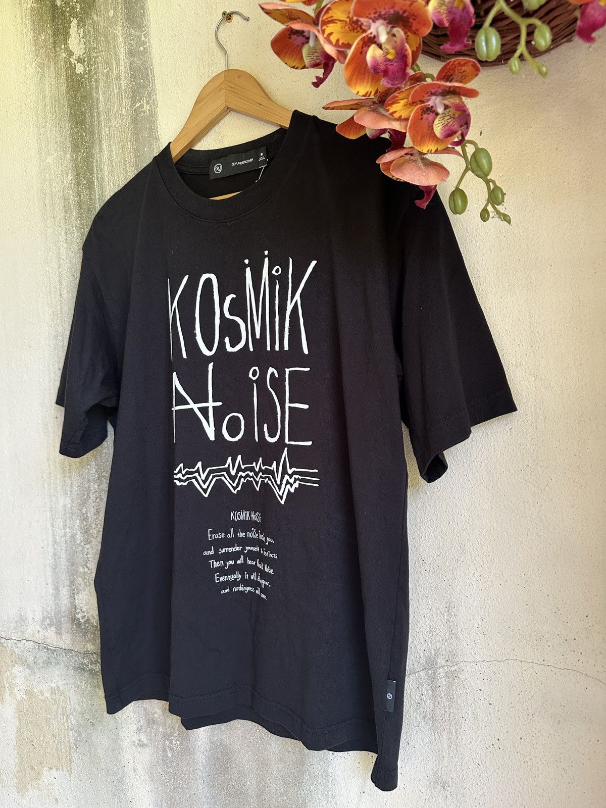 GU × Japanese Brand × Undercover ✨Rare✨ Undercover × GU Graphic T (half sleeve) KOsMIK NoiSE Size US M / EU 48-50 / 2 - 5 Thumbnail
