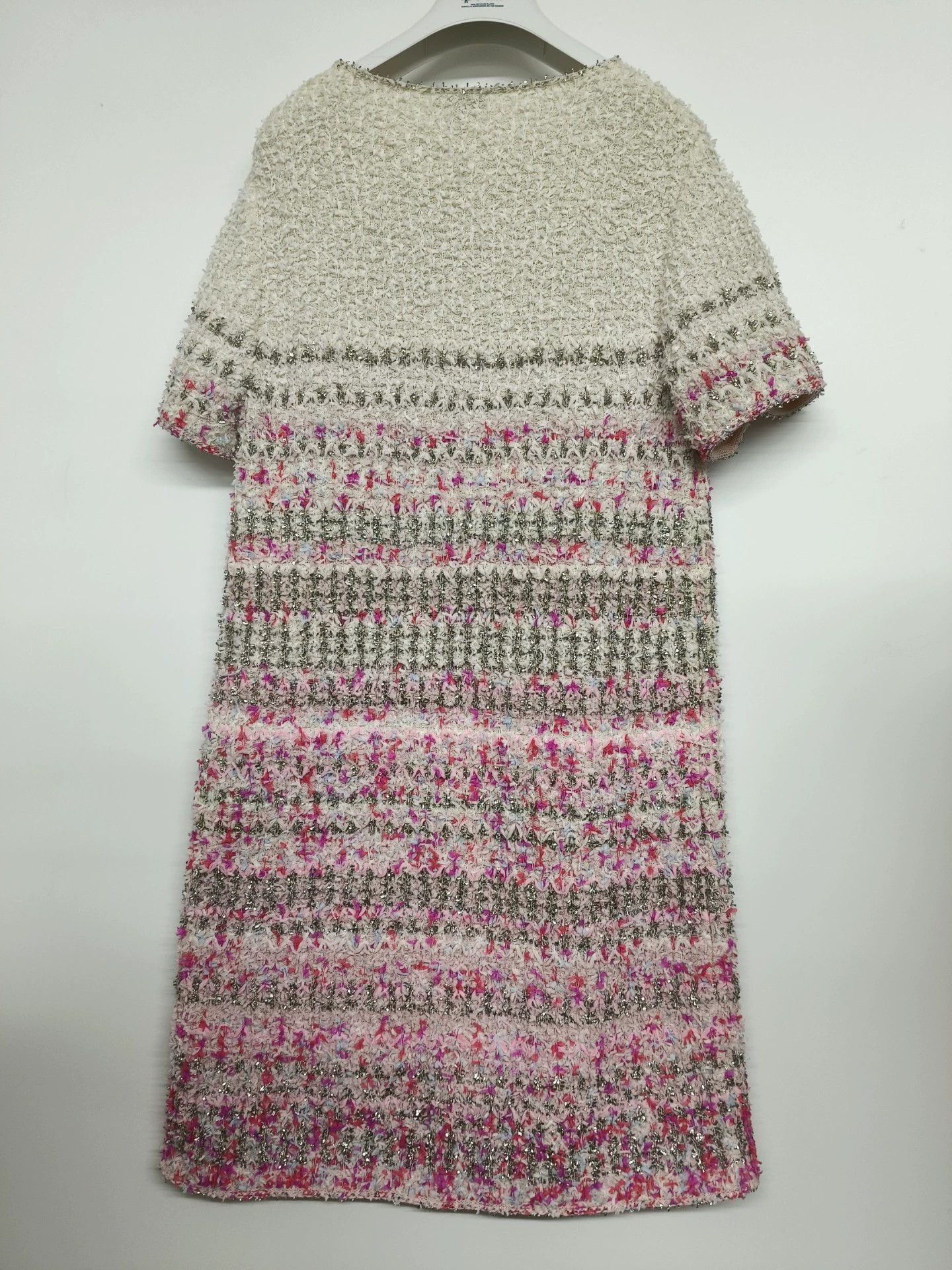Chanel Chanel women's dress shoulder 41 bust 86 waist 90 length 92 Size S / US 4 / IT 40 - 2 Thumbnail