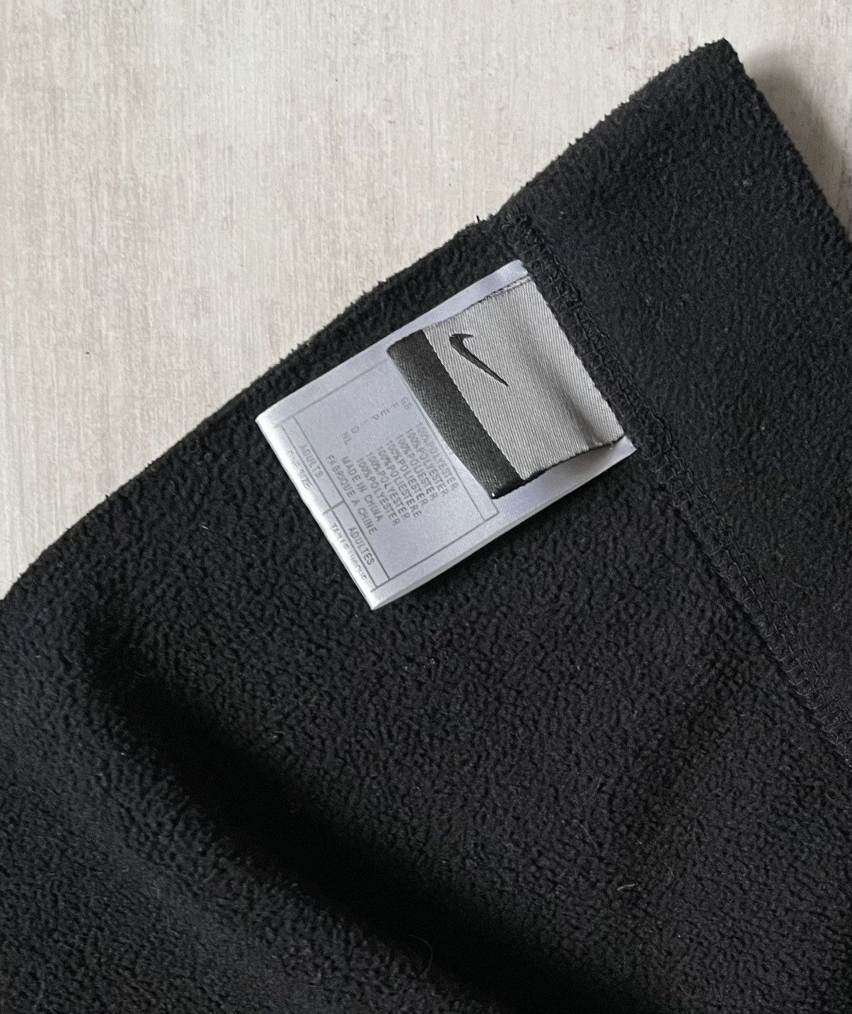 Nike × Vintage Vintage Y2K Nike 90’s Fleece Scarf Swoosh Black Size ONE SIZE - 5 Thumbnail