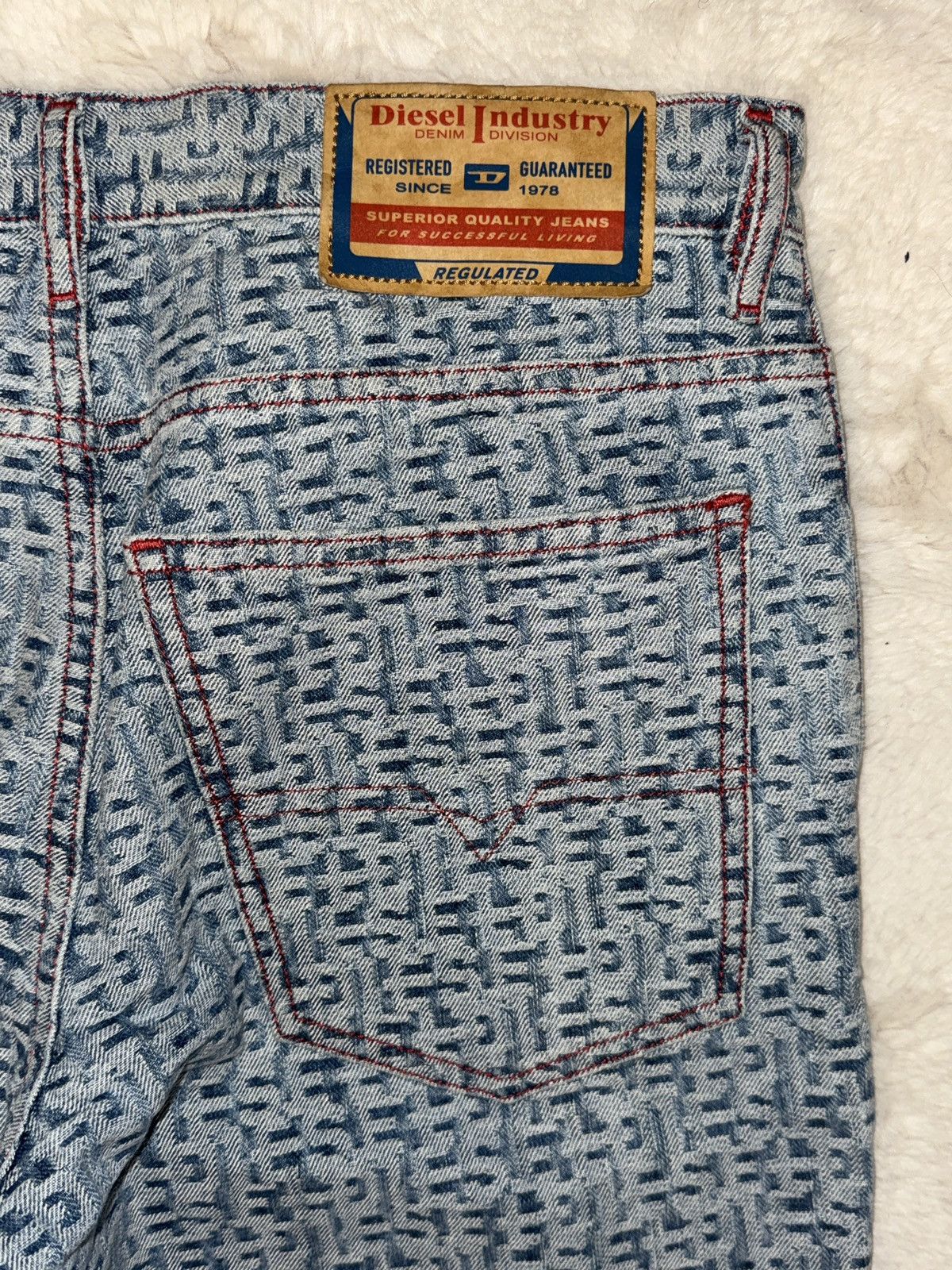 Diesel Diesel 1995 logo-print Jeans Size US 31 - 6 Thumbnail