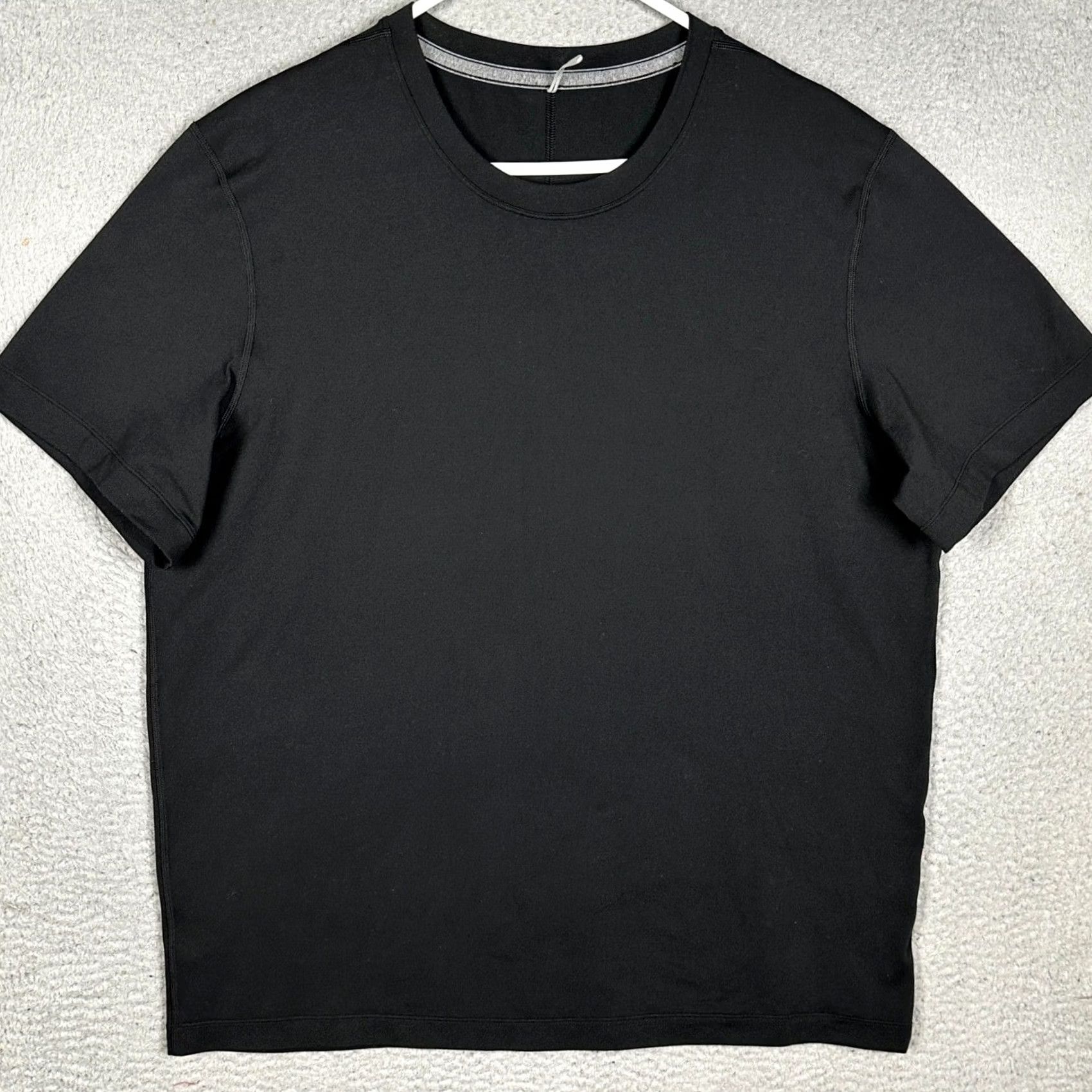Lululemon Lululemon T-Shirt Women 1X Black Short Sleeve Training Tee Gym Workout EUC Size XL / US 12-14 / IT 48-50 - 3 Thumbnail
