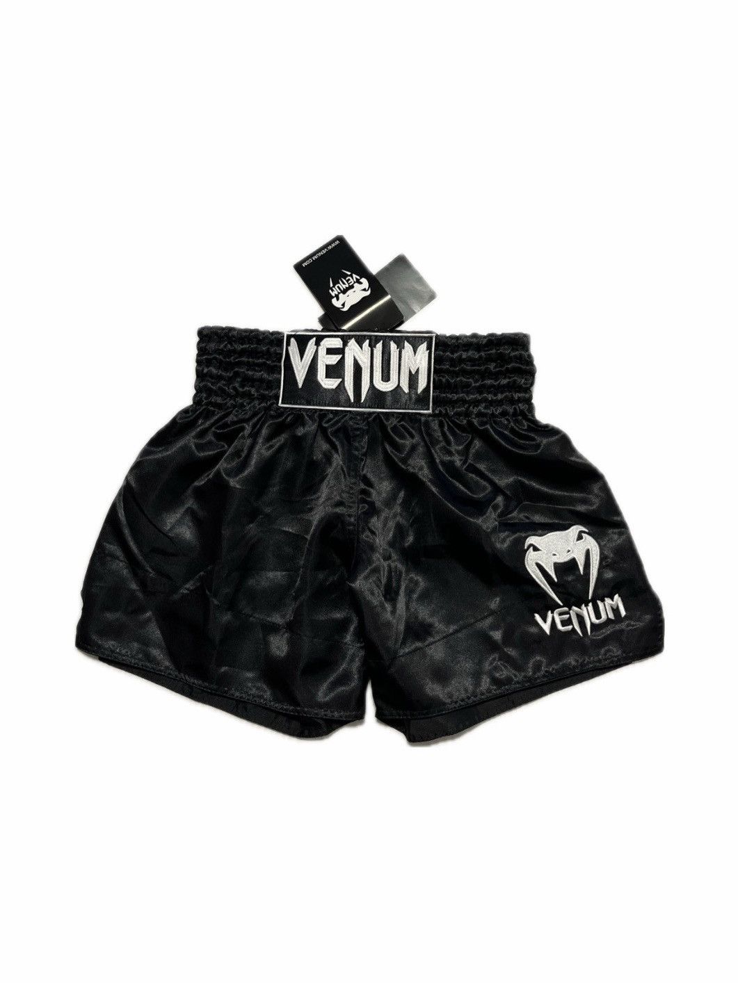 Vintage Vintage Venum Muai Thai Shorts Brand New Size US 32 / EU 48 - 1 Thumbnail