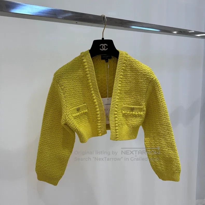 Chanel Chanel Lemon yellow short knitted cardigan coat Size XXS / US 00 / IT 34 - 2 Thumbnail