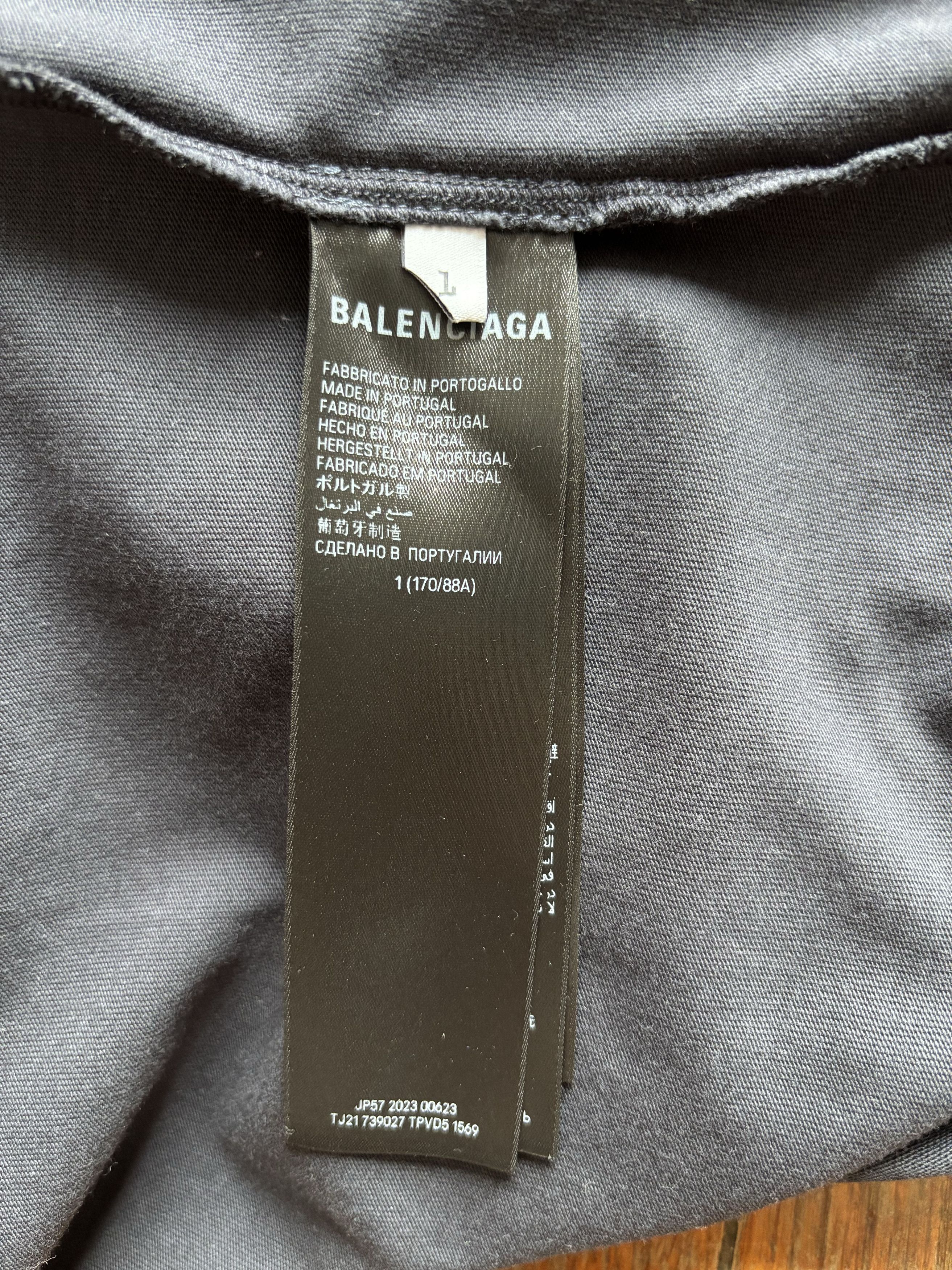 Balenciaga BE KIND LS Shirt Size US S / EU 44-46 / 1 - 10 Thumbnail