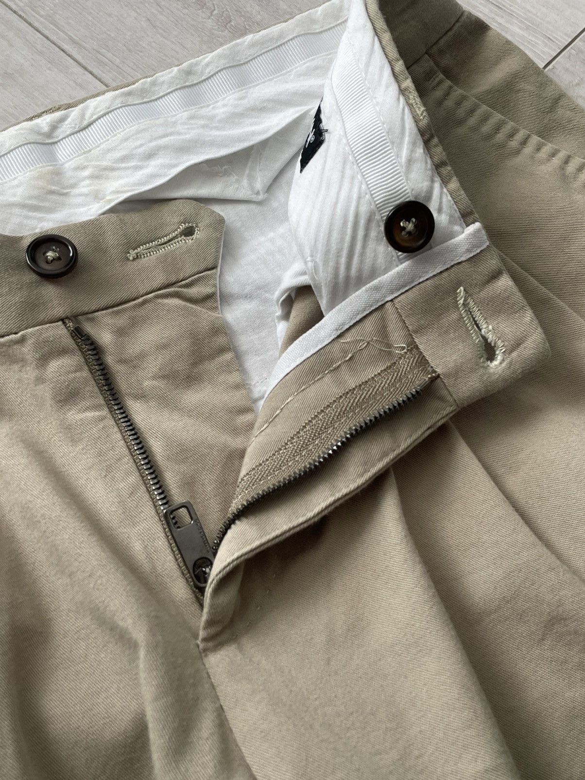 Dolce & Gabbana Dolce & Gabbana Beige Pants Bee Luxury RARE Size 27" / US 4 / IT 40 - 5 Thumbnail