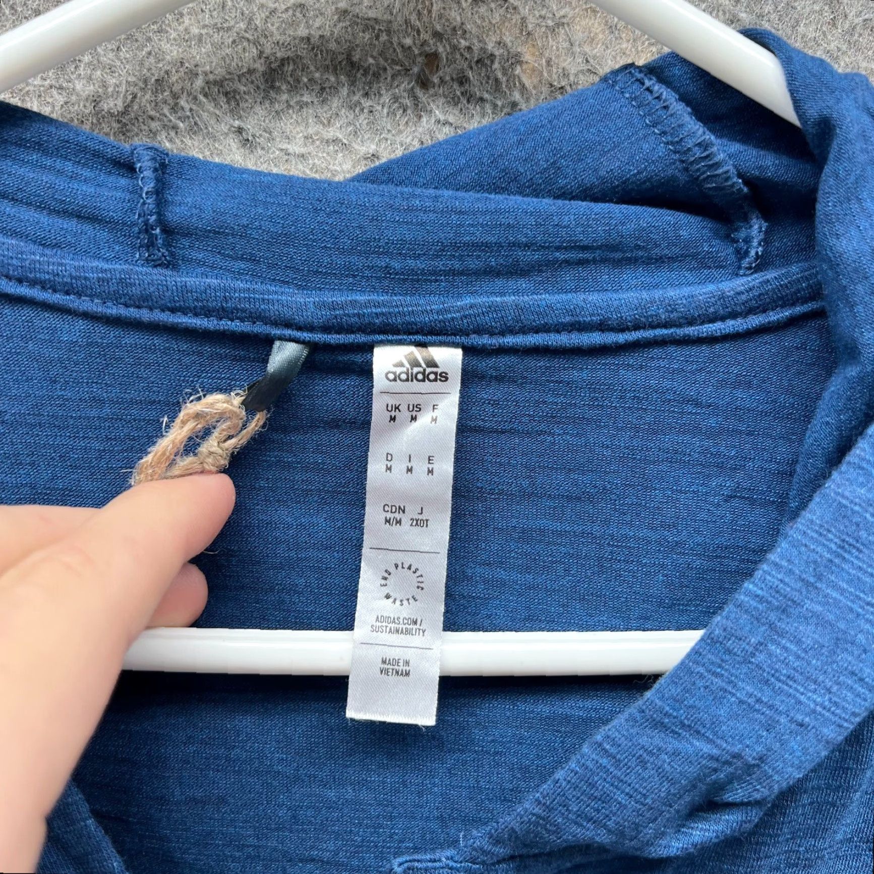 Adidas VINTAGE adidas Hoodie Womens M Solid Long Sleeve Henley Pullover HA3477 Blue Size M / US 6-8 / IT 42-44 - 5 Thumbnail