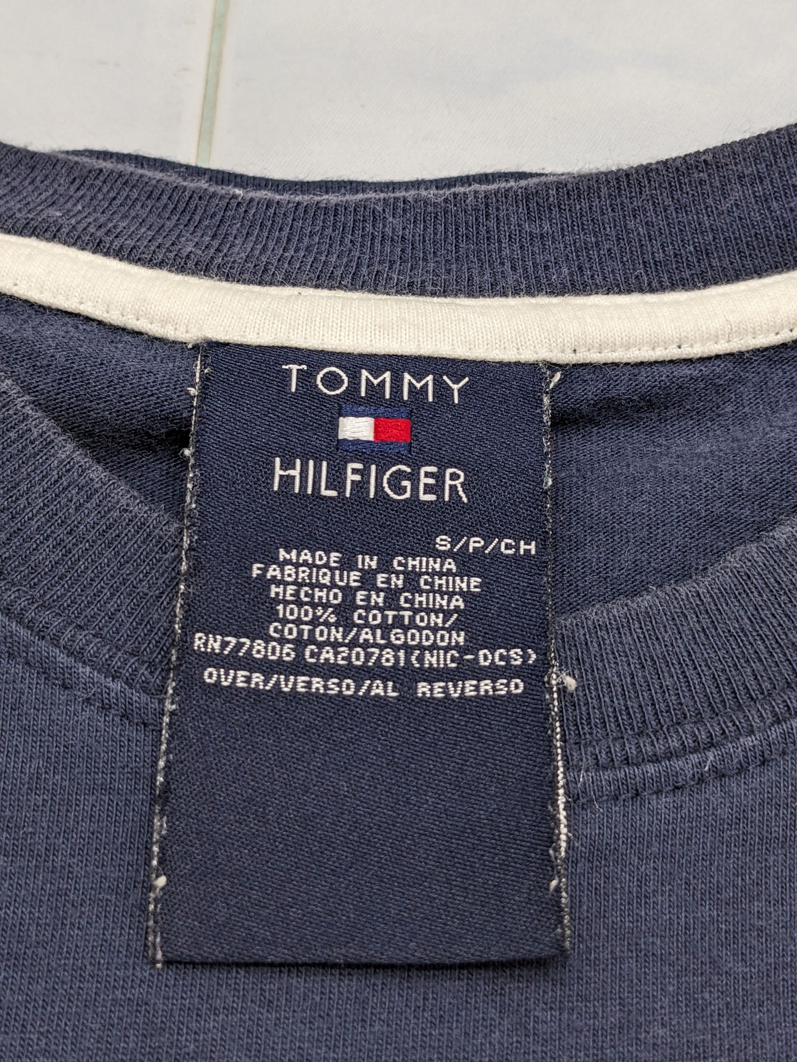 Tommy Hilfiger VINTAGE TOMMY HILFIGER BIG LOGO TSHIRT Size US M / EU 48-50 / 2 - 8 Thumbnail
