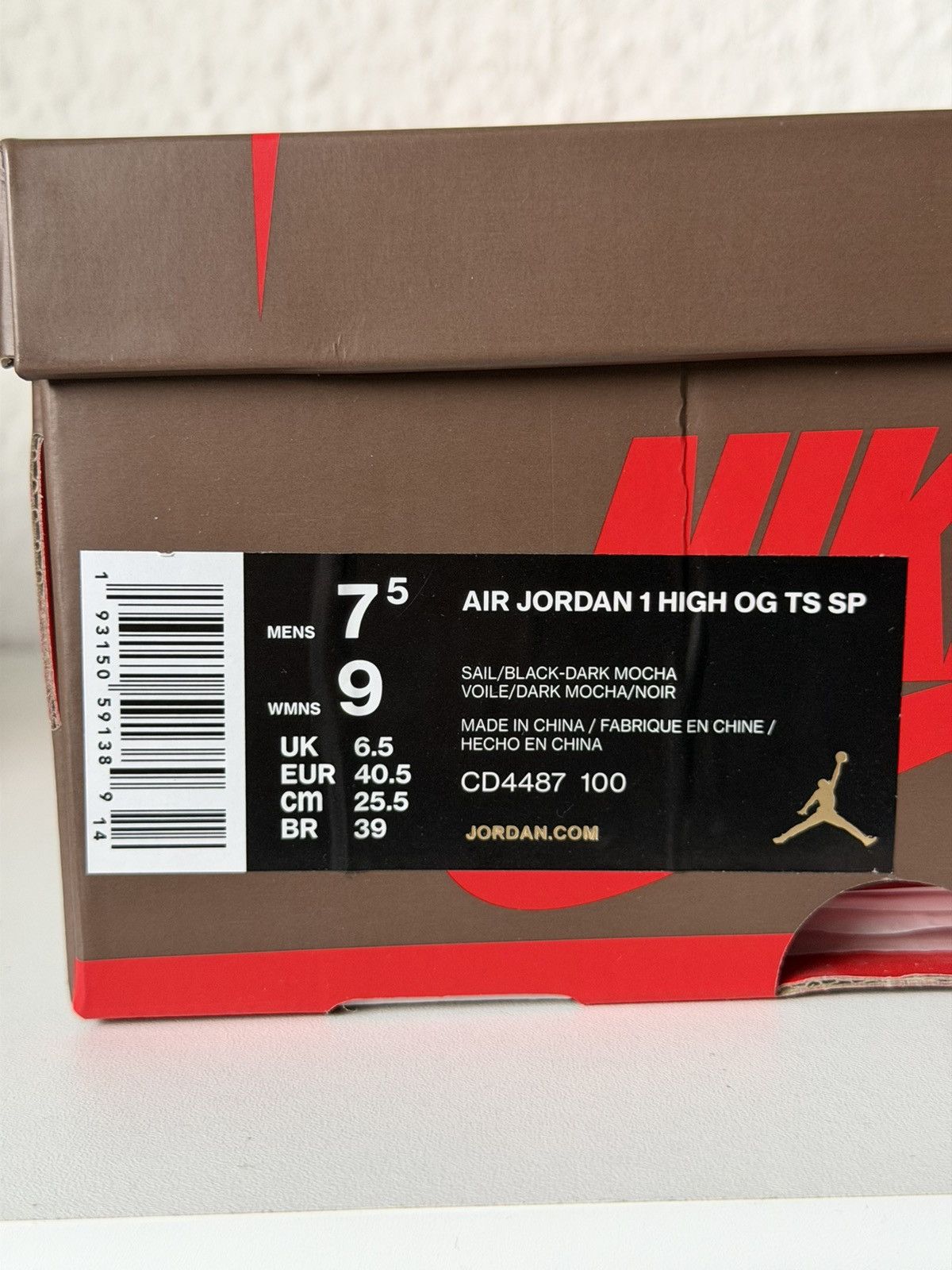 Jordan Brand × Travis Scott Jordan 1 High x Travis Scott mocha Size US 7.5 / EU 40-41 - 16 Thumbnail