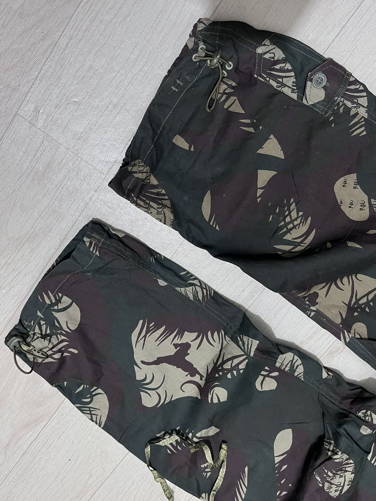 Futura × Maharishi 2002 Maharishi futura m65 type Size US 32 / EU 48 - 6 Thumbnail