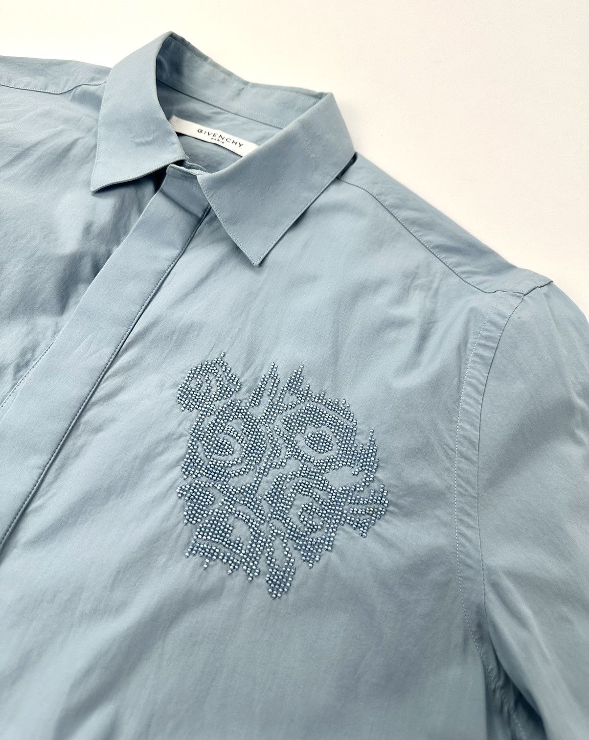 Givenchy Givenchy Formal Shirt Tribal Pattern Beads on Chest Size US M / EU 48-50 / 2 - 2 Thumbnail