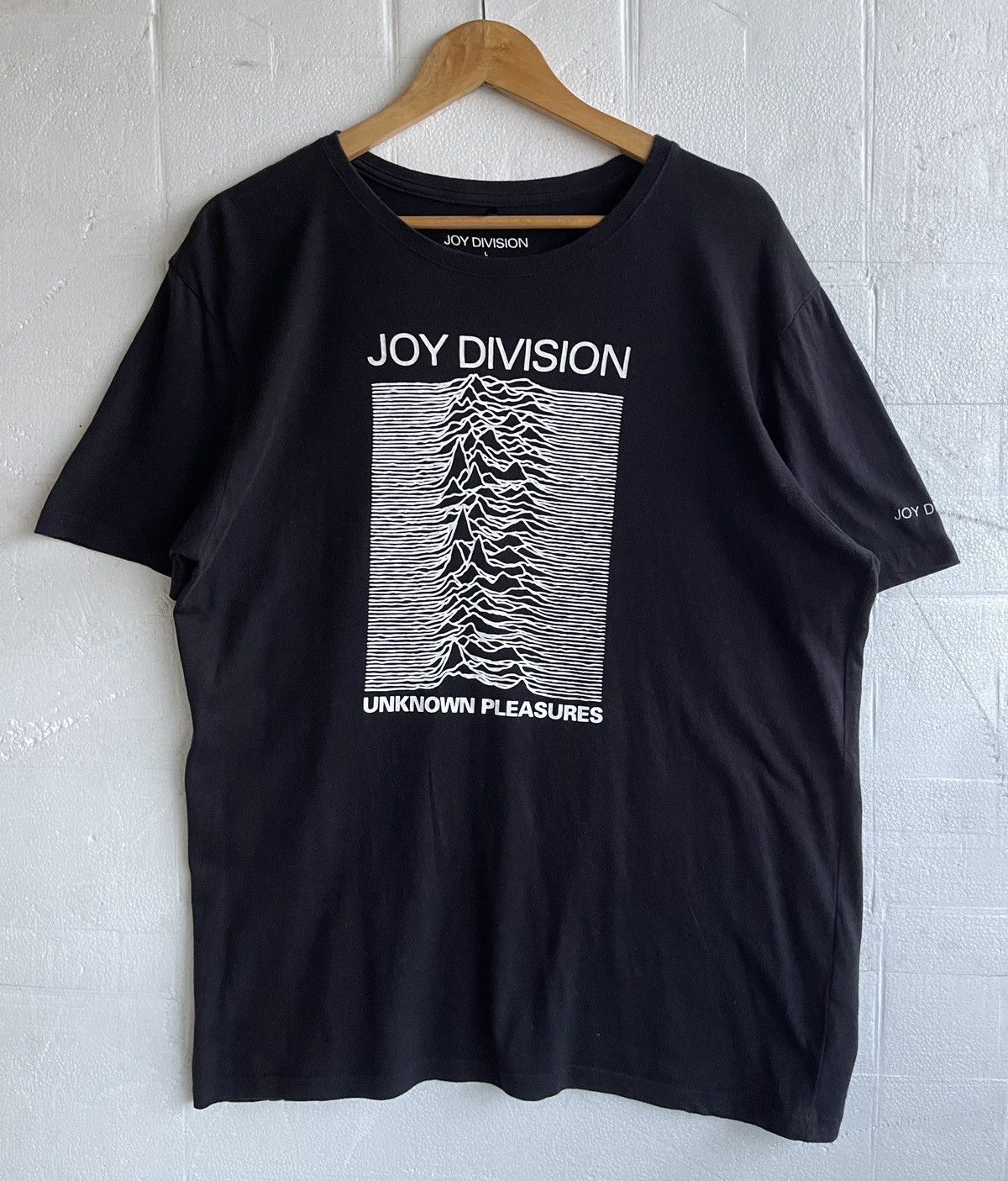 Joy Division Vintage🔥Joy Division🔥UNKNOWN PLEASURES Black Tshirt Size US L / EU 52-54 / 3 - 1 Thumbnail