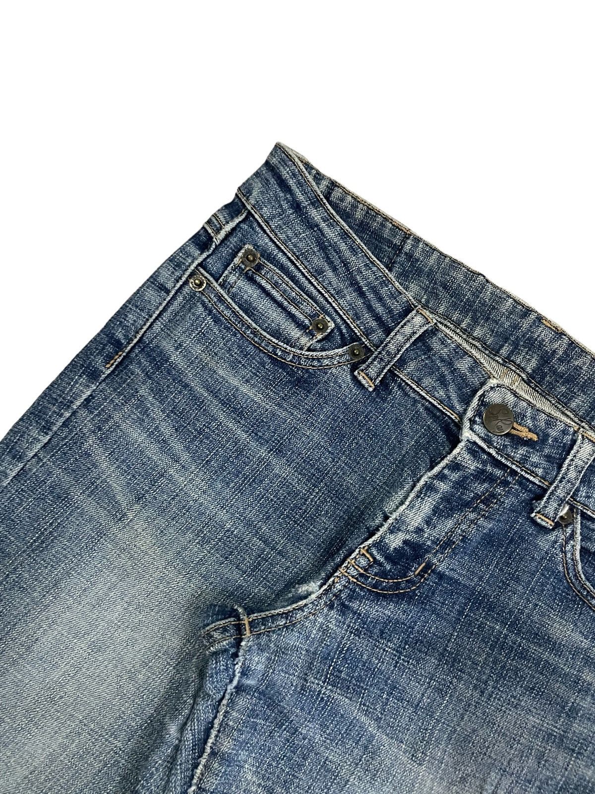 Beauty Beast Vintage Japanese Brand Denim MidWaist BlueWash Bootcut Jeans Size 29" - 6 Thumbnail