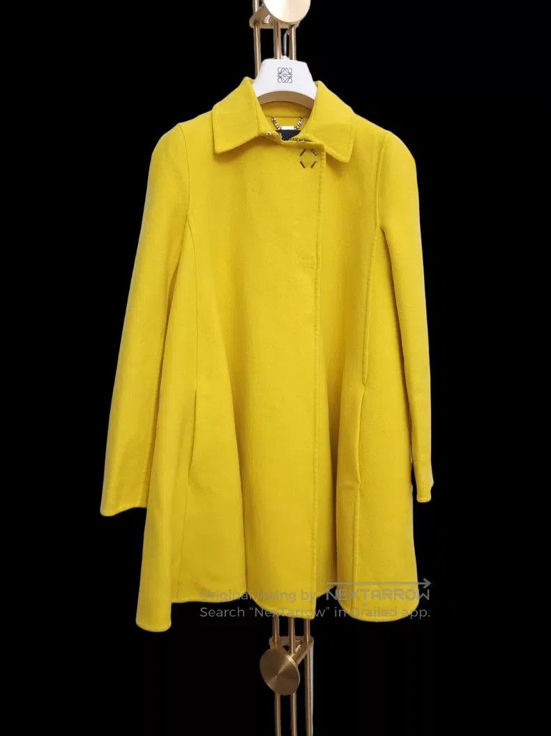 Versace Versace Bright yellow wool coat Size S / US 4 / IT 40 - 2 Thumbnail