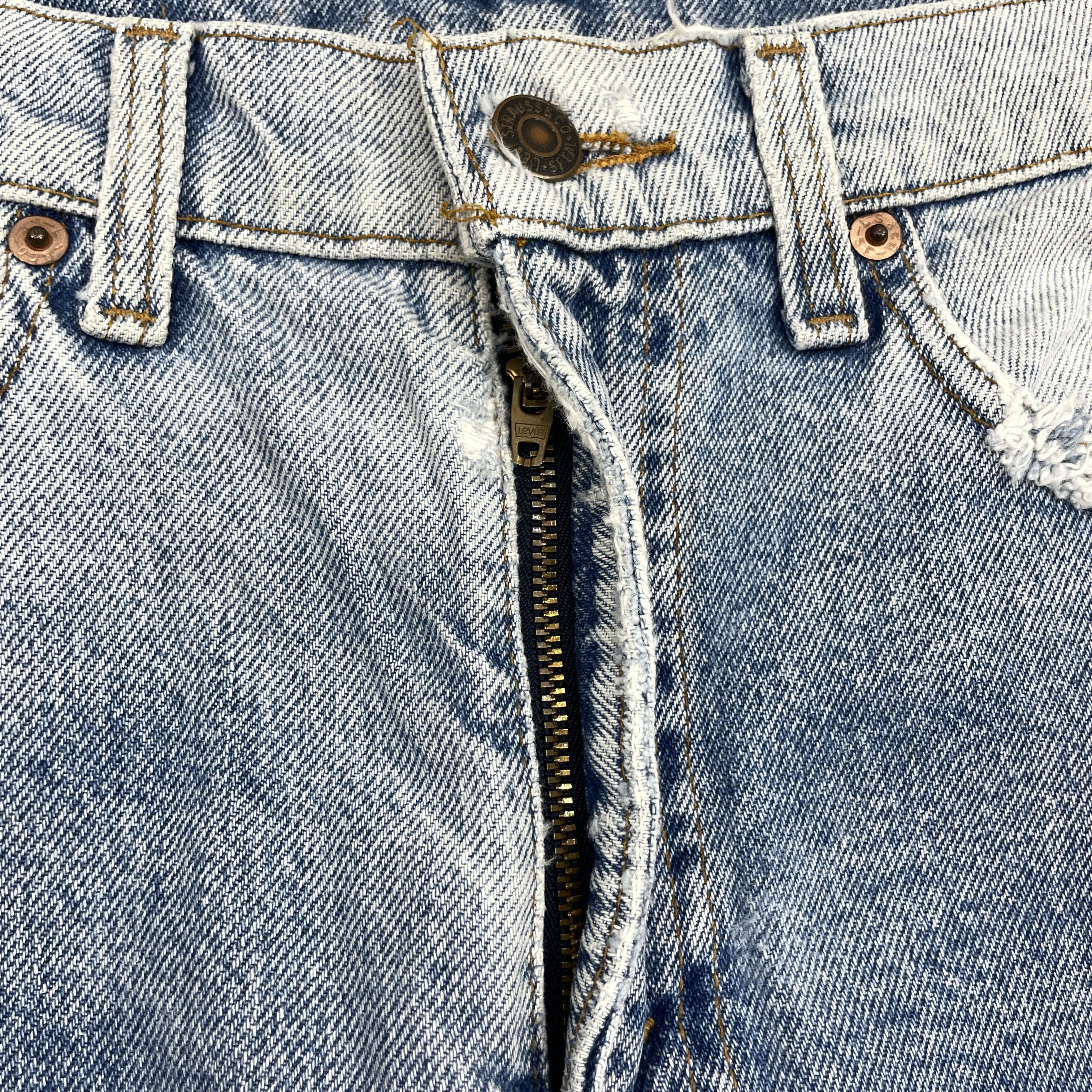 Levi's Vintage Levi's 505 Blue Light Wash Distressed Jeans-WC312 Size US 29 - 5 Thumbnail