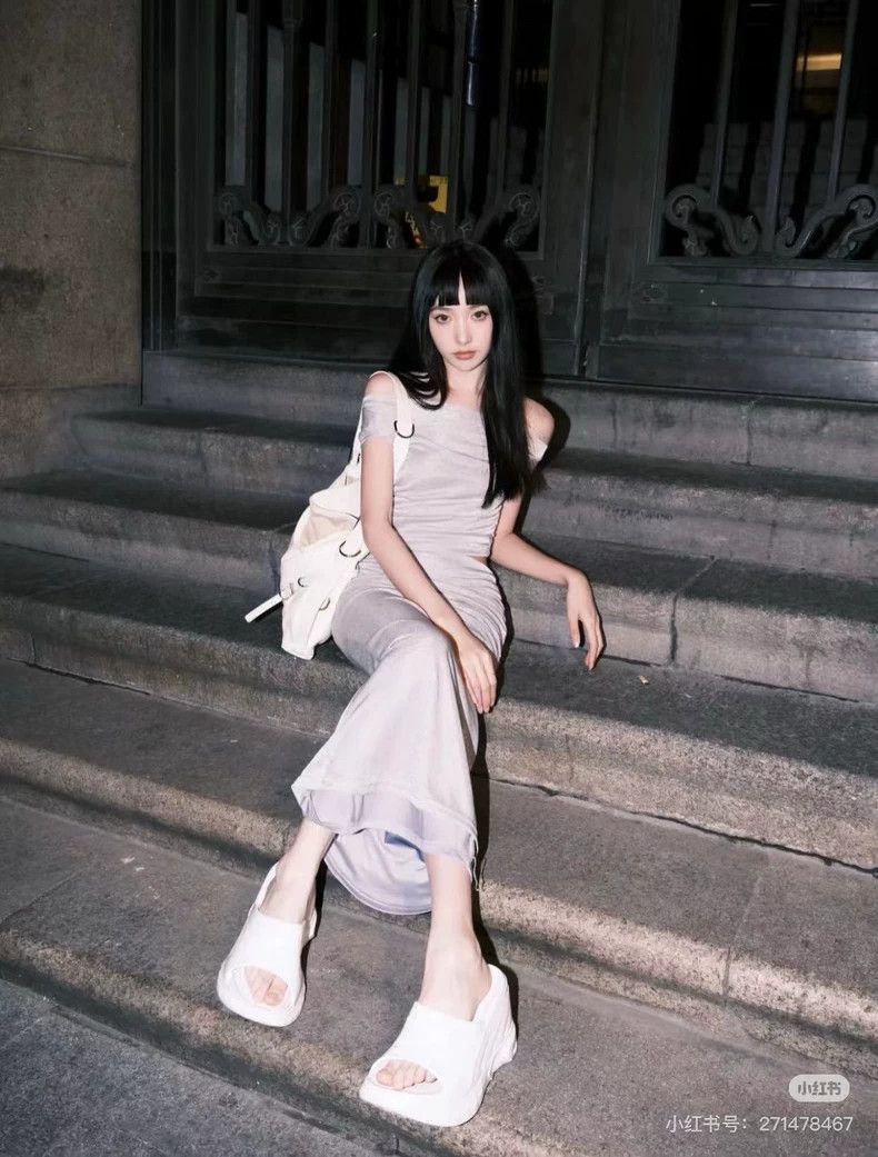 Givenchy Givenchy Sise36 White cotton candy wedge fish mouth high-he Size US 6.5 / EU 39-40 - 7 Thumbnail