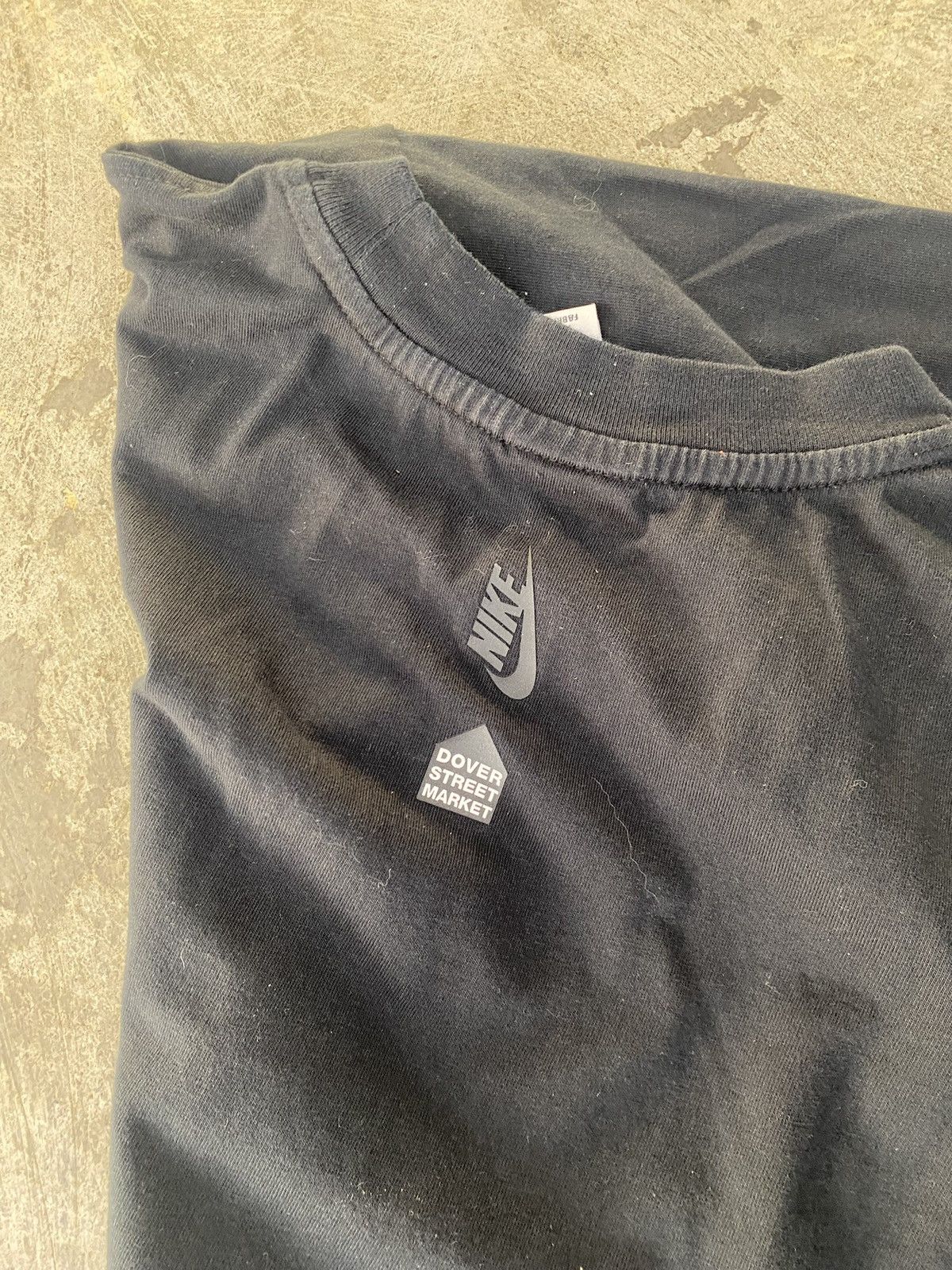 Dover Street Market × Nike RARE Nike Dover Street Market Tee Size US L / EU 52-54 / 3 - 4 Thumbnail