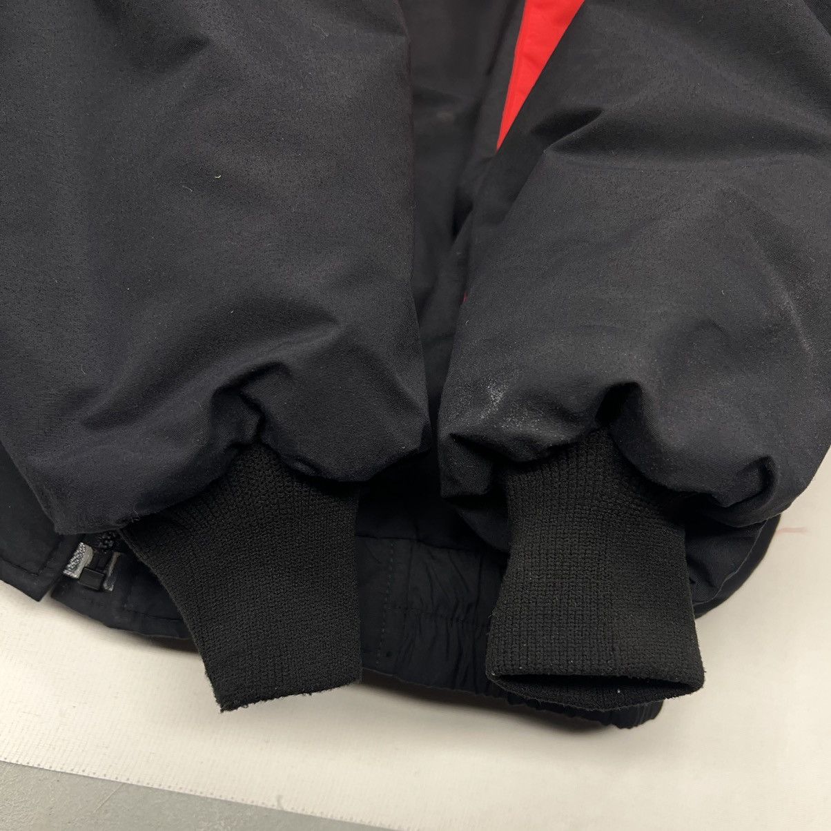 Vintage VTG Alpine Designs Jacket Red Black Goose Down Puffer Ski Size US L / EU 52-54 / 3 - 16 Thumbnail