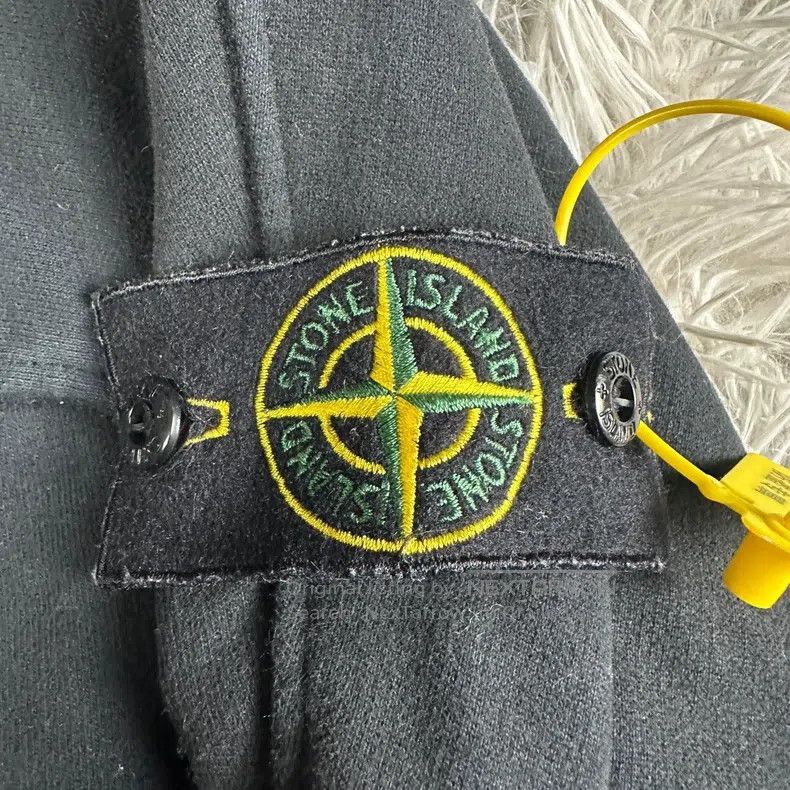 Stone Island Stone Island Double Pocket Zip Sweatshirt Size US XL / EU 56 / 4 - 4 Thumbnail