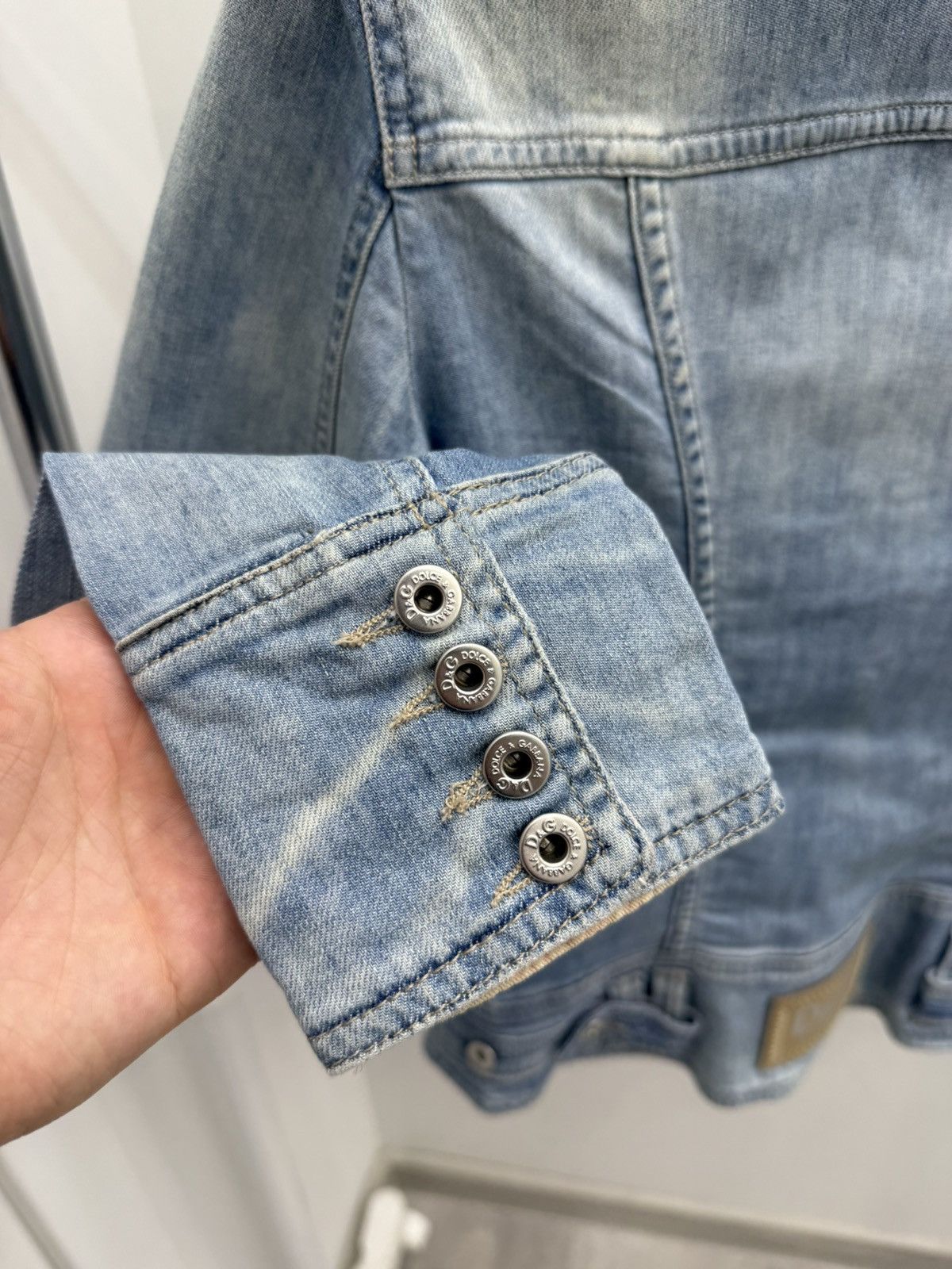 Dolce & Gabbana Vintage Dolce & Gabbana Big Buttons Denim Jacket Size M / US 6-8 / IT 42-44 - 3 Thumbnail