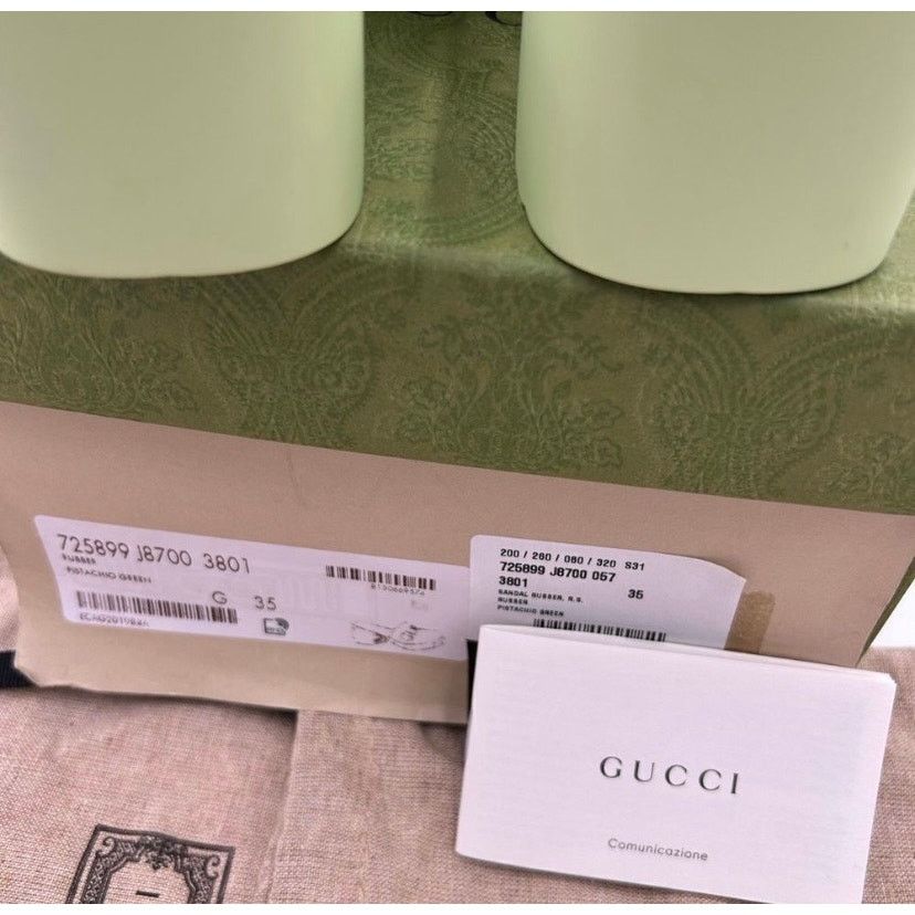 Gucci Women’s Gucci, clog, rubber sandals, size 35 made in Italy Size US 5 / IT 35 - 9 Thumbnail