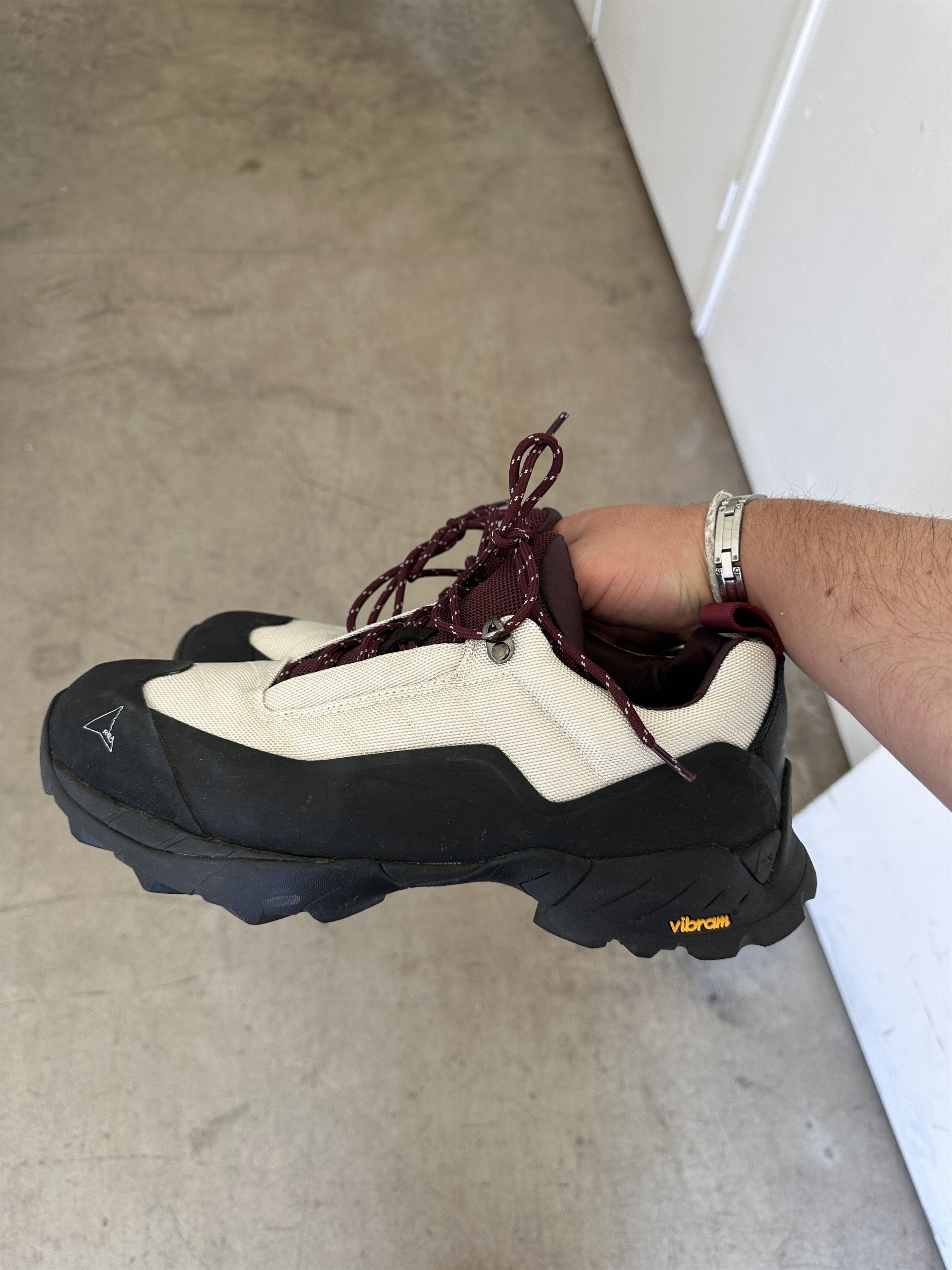 ROA ROA. Beige/red Mountain runners. 1032. Size US 12 / EU 45 - 1 Thumbnail