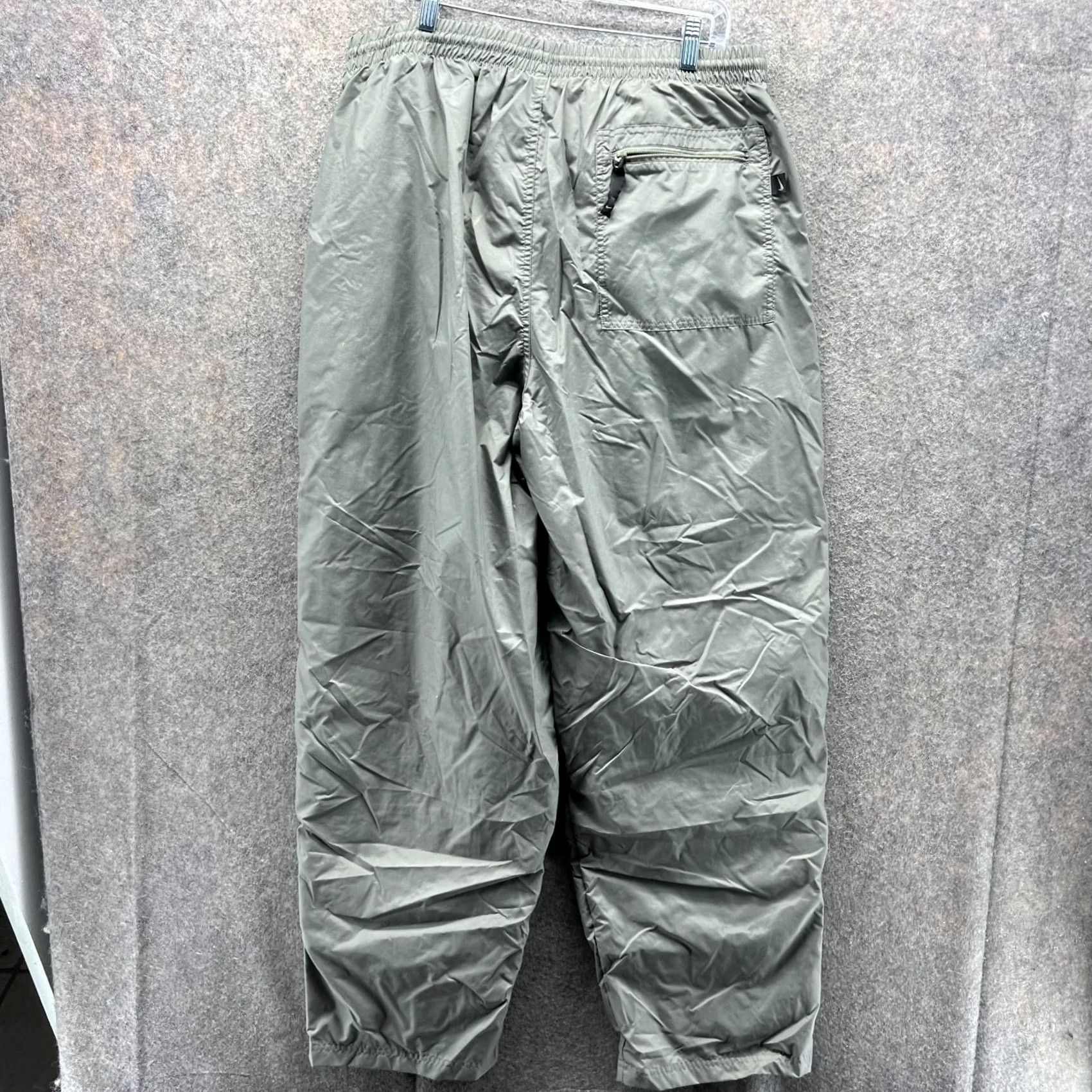 Nike VINTAGE Nike Pants Mens XXL Gray Nylon Fleece Lined Windbreaker Cargo Y2K Baggy Size US 39 - 2 Thumbnail